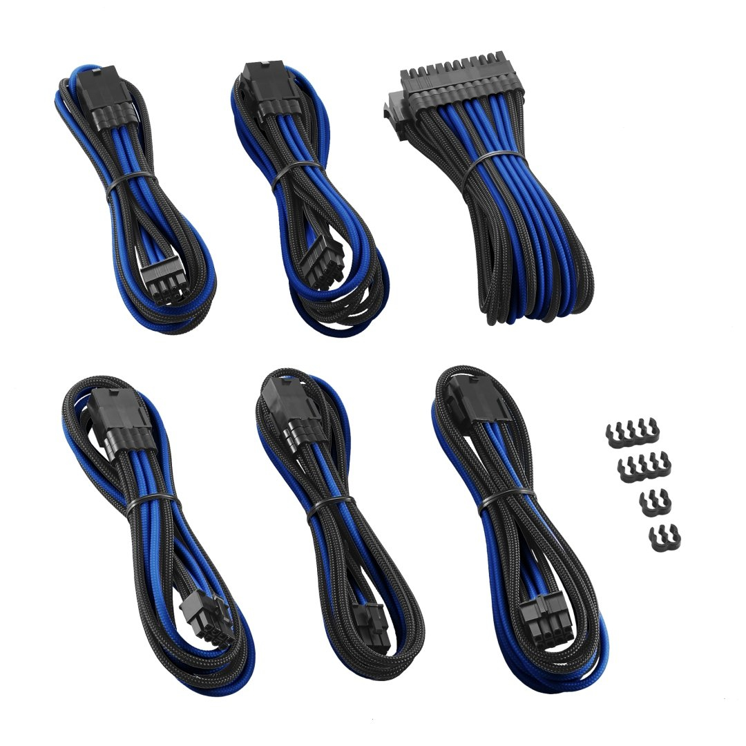 Diversi cavi PC con connettori blu/neri.