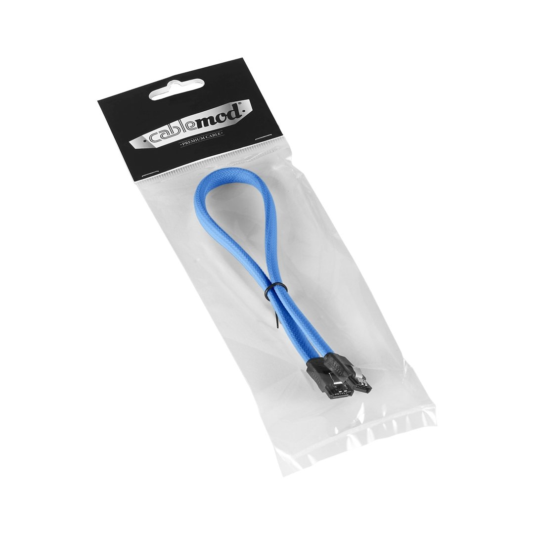 Cavo blu in un sacchetto di plastica trasparente, con il logo Cablemod.