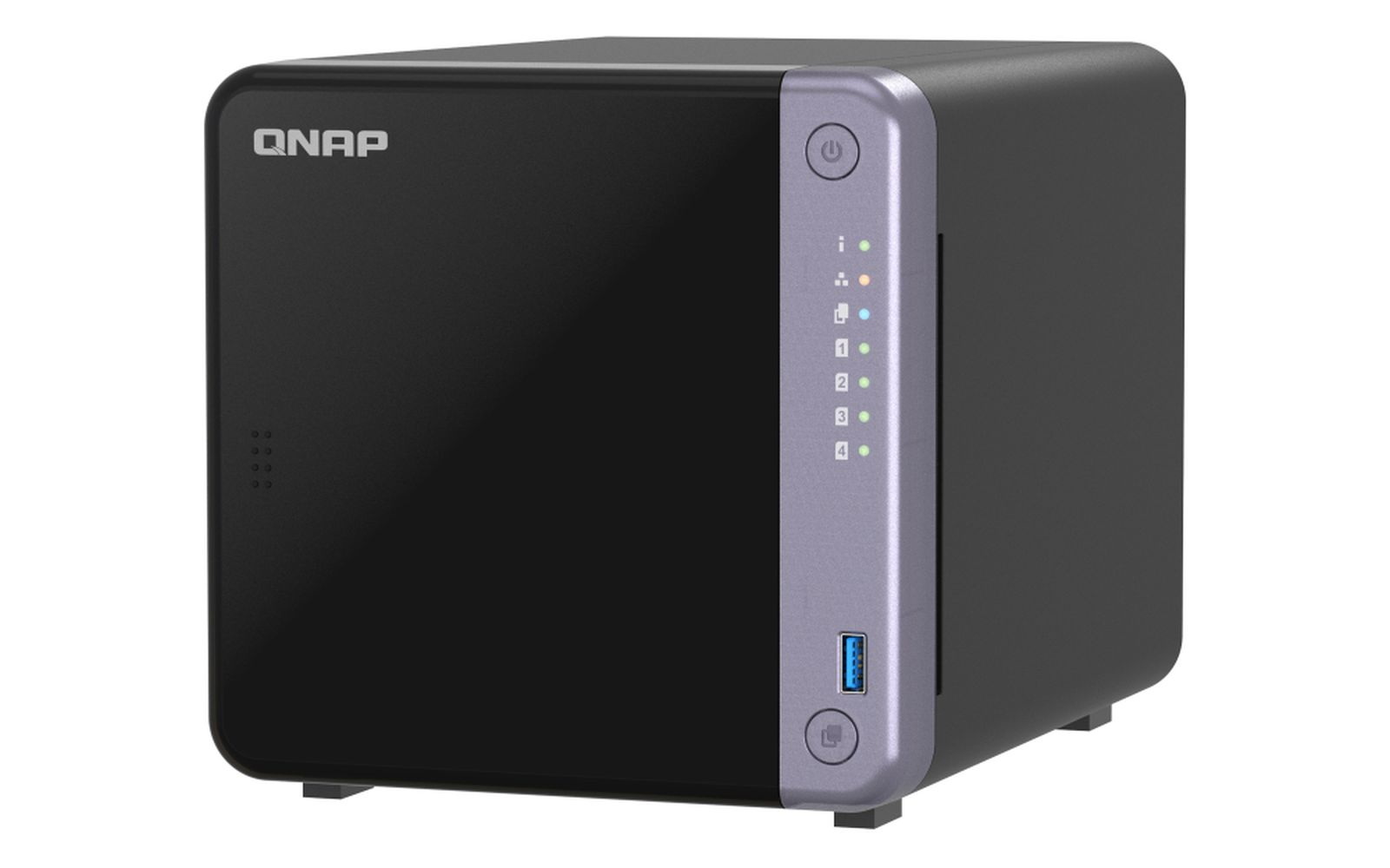 Un dispositivo NAS QNAP nero con un pannello frontale con il logo QNAP, pulsante di accensione, porta USB e spie di attività.