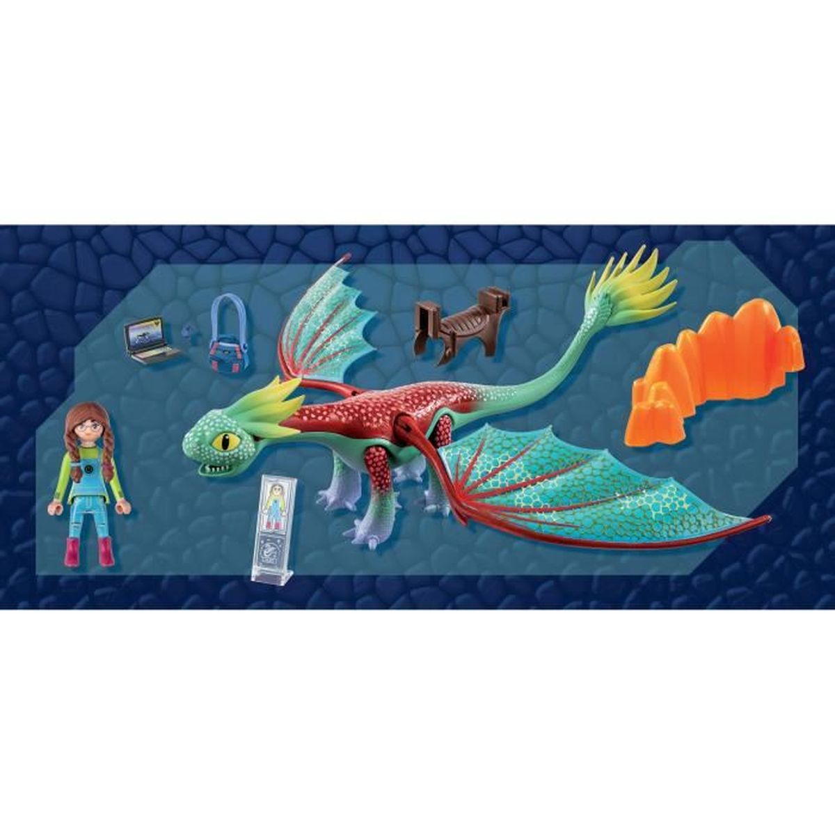 Spielzeugdrachenfigur mit Zubehör und einem Mädchen. Hintergrund ist eine Höhlenszene.