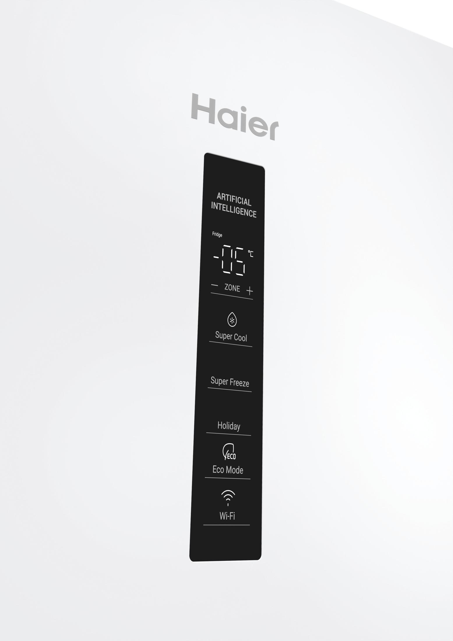 Una puerta de refrigerador blanca con un panel de control que incluye una pantalla digital y varios botones.