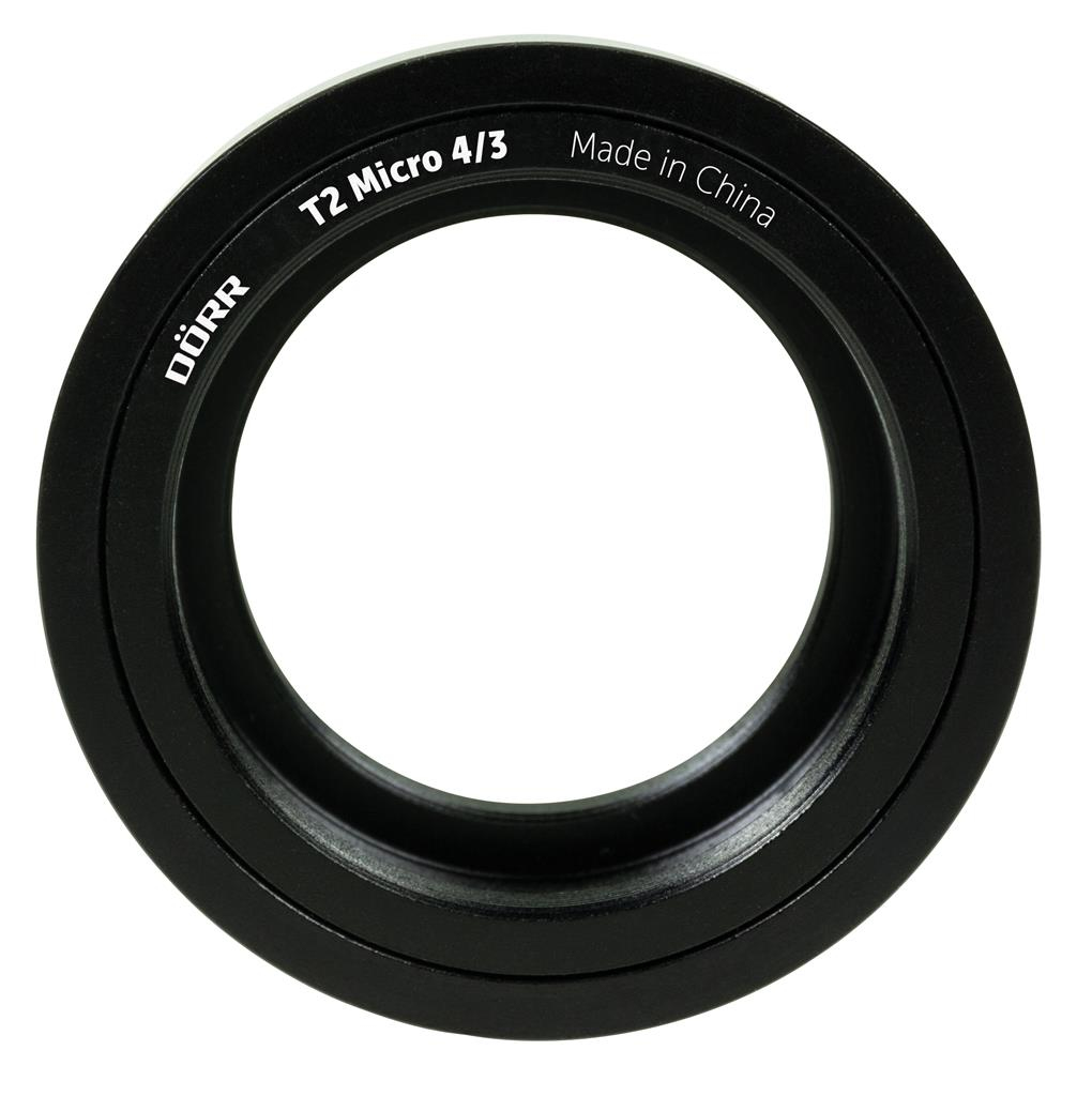 Adaptador de lente de cámara negro, con texto, sobre fondo blanco.