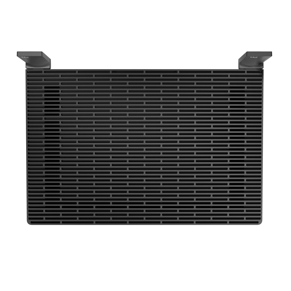 Czarne prostokątne urządzenie z siatkowym wzorem z przodu, zamontowane na wspornikach.