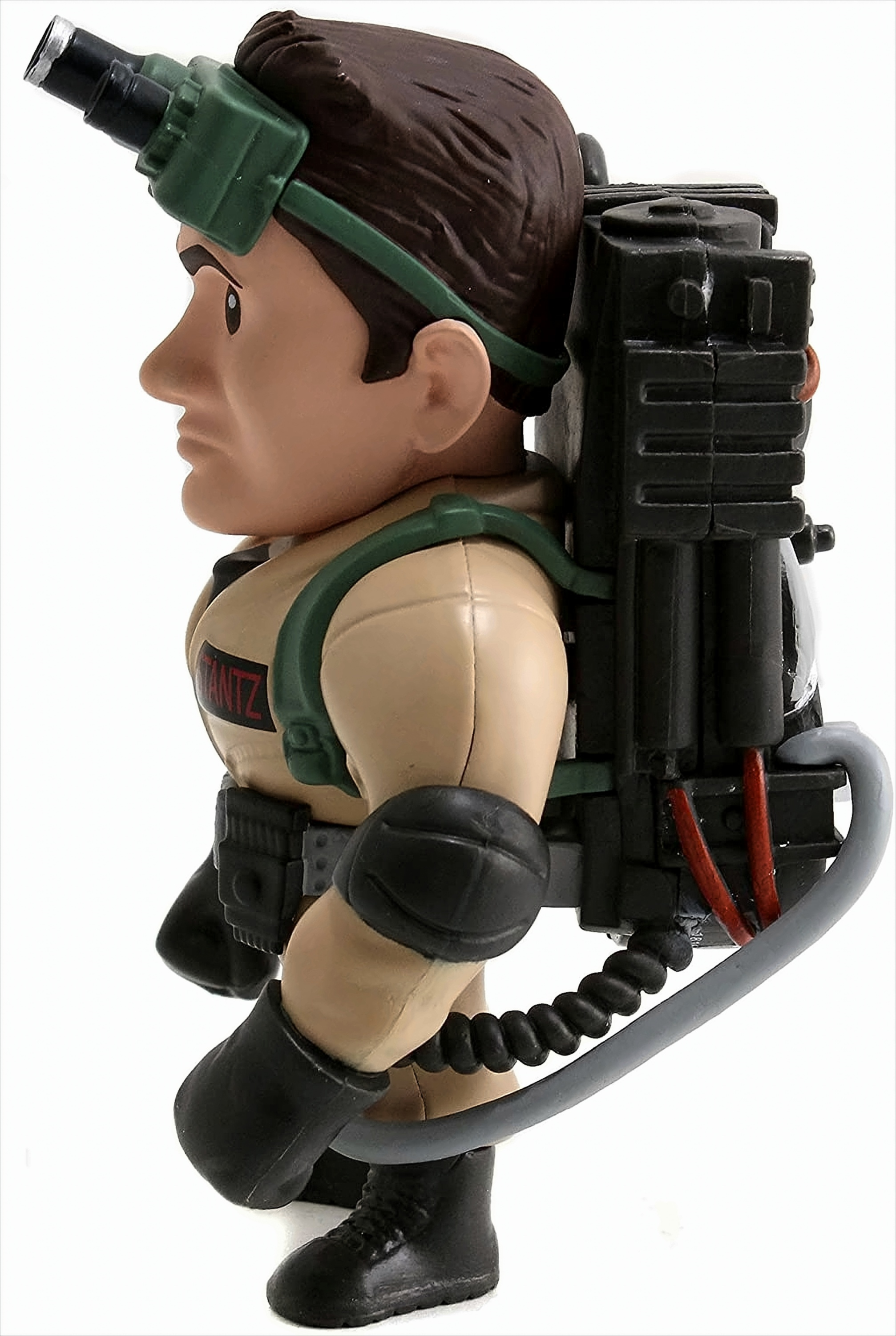 Eine Ghostbusters-Figur von Egon Spengler mit Protonenpack auf dem Rücken.