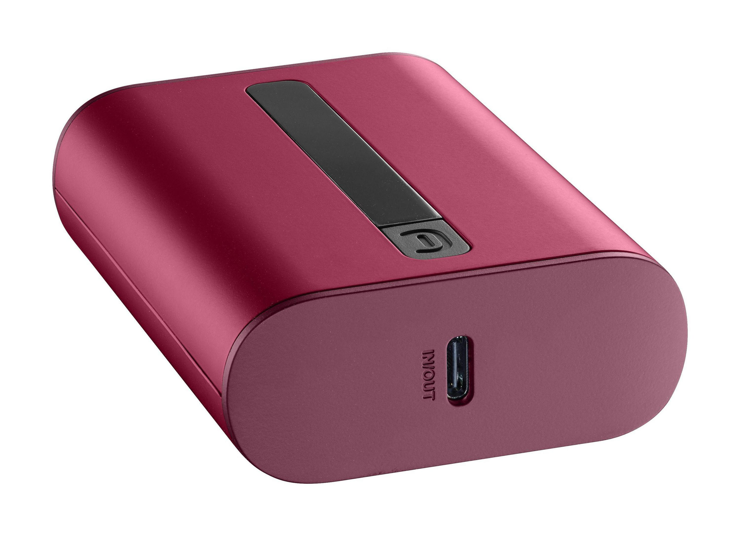 Eine weinrote Powerbank mit schwarzem Streifen und USB-Anschluss.