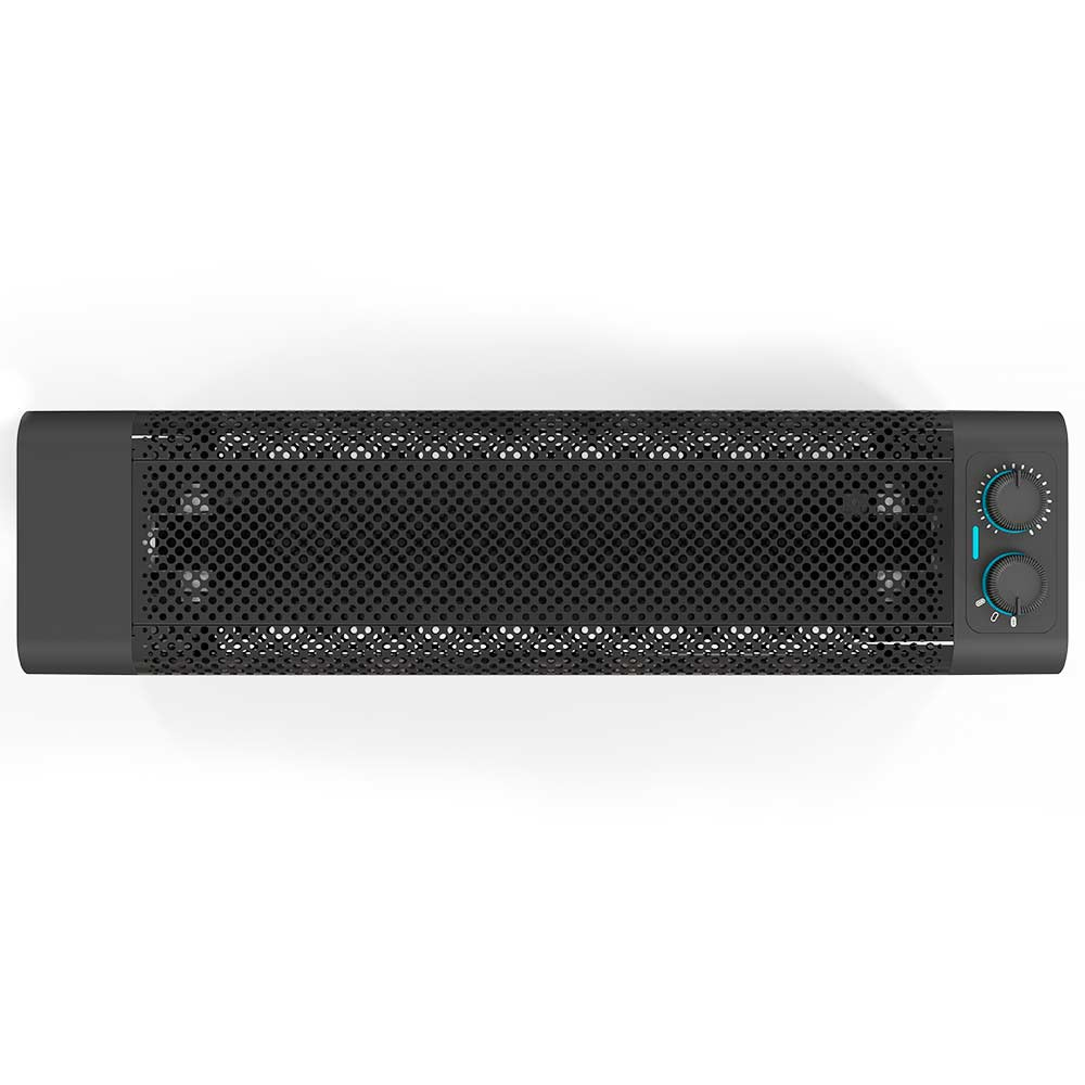 Czarny oczyszczacz powietrza z góry. Ma ciemną kratkę z białymi wzorami i pokrętłami sterowania.