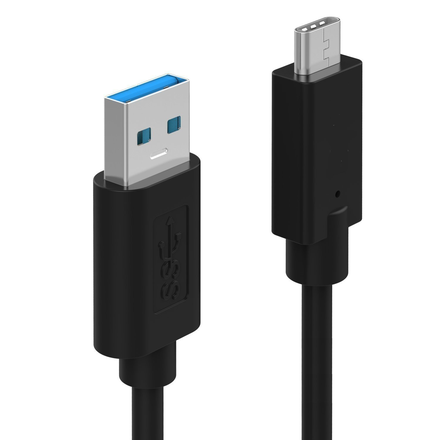 Cavo da USB-A a USB-C nero. Connettore blu. Sfondo bianco.