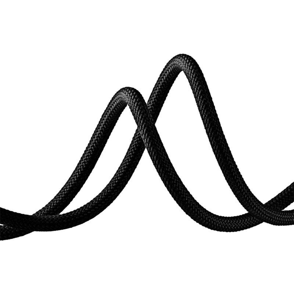 Zbliżenie czarnego kabla. Kabel jest pleciony. Białe tło.