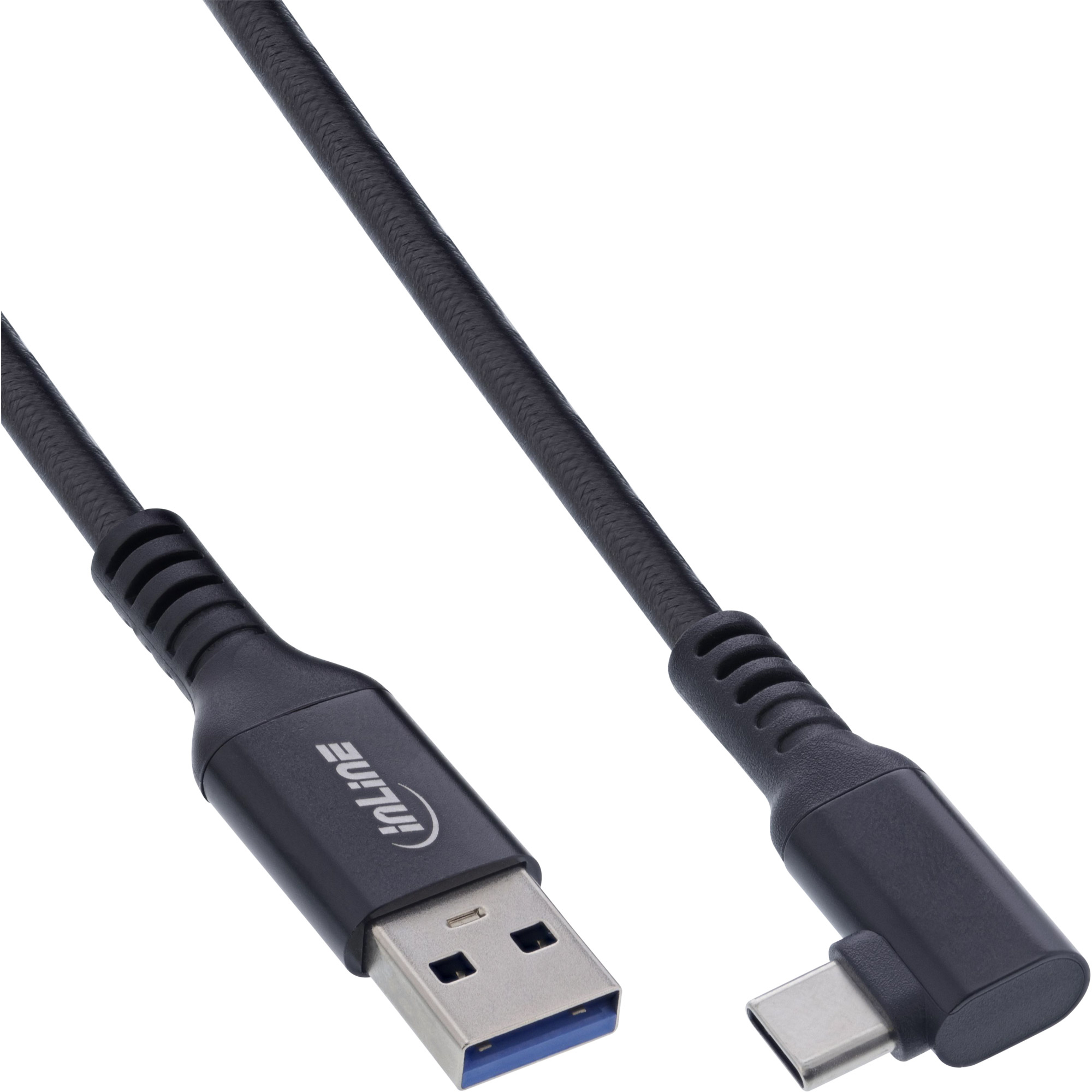 Zwarte USB-kabel met USB-A en USB-C connectors, gehoekt.