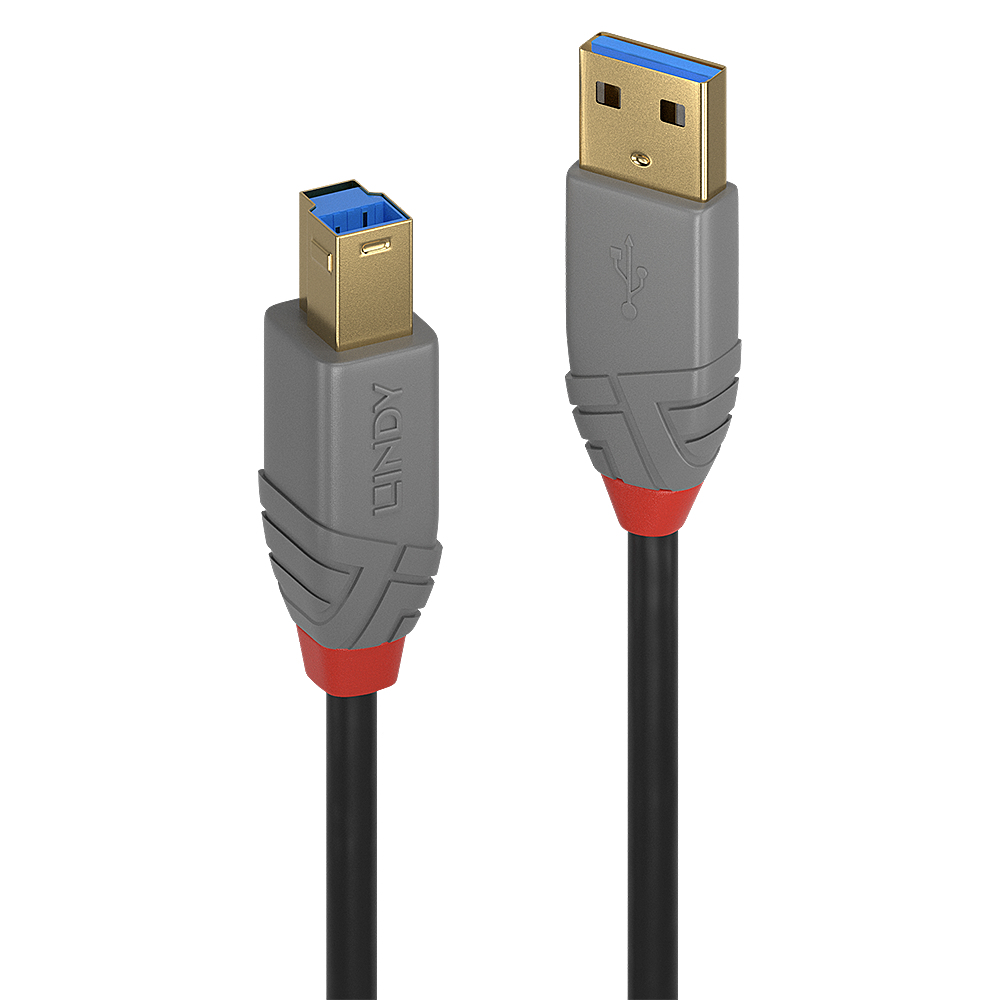 Zwarte en grijze USB-kabel met blauwe connectoren op een witte achtergrond.