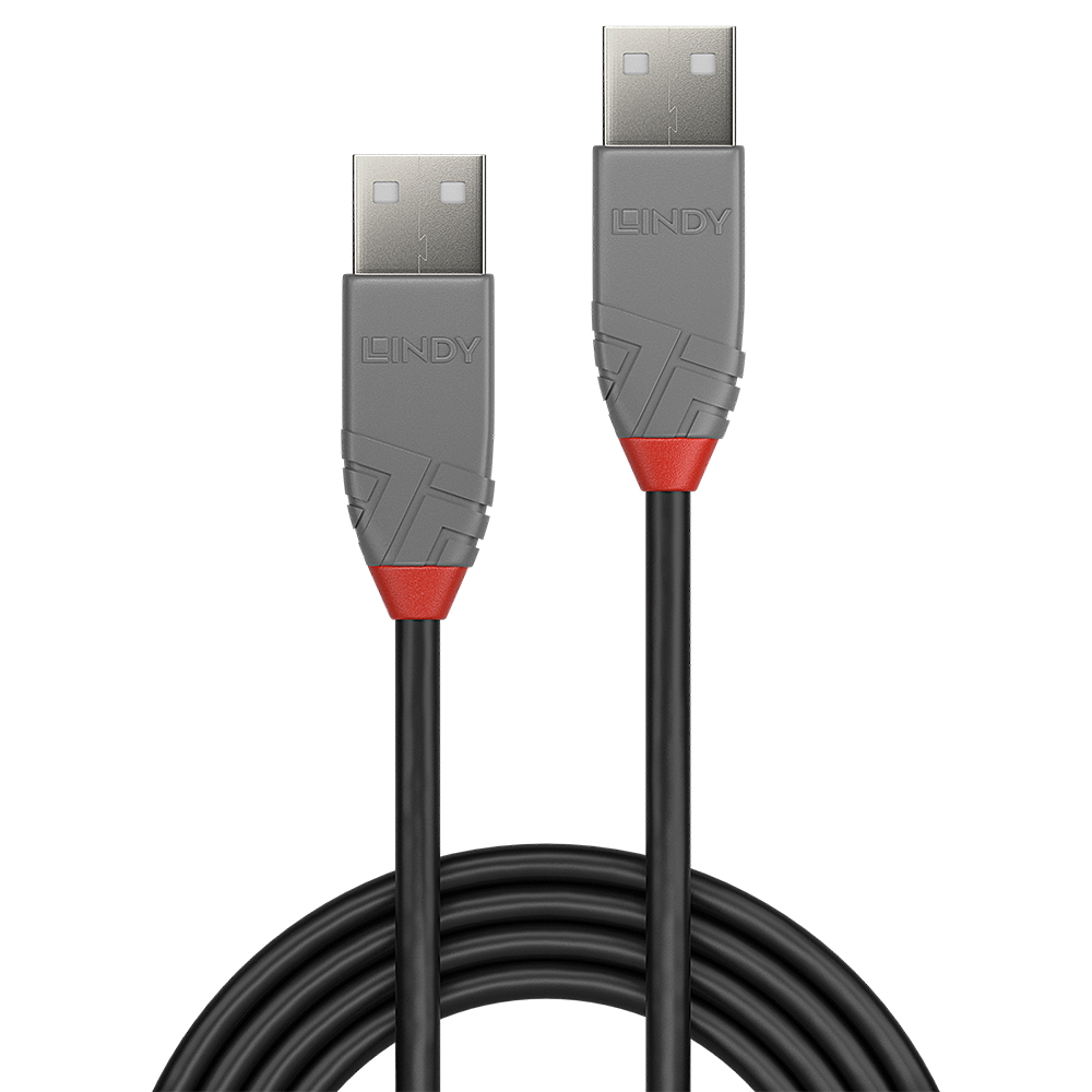 Due cavi USB con connettori grigi e accenti rossi. Cavo nero, sfondo bianco.