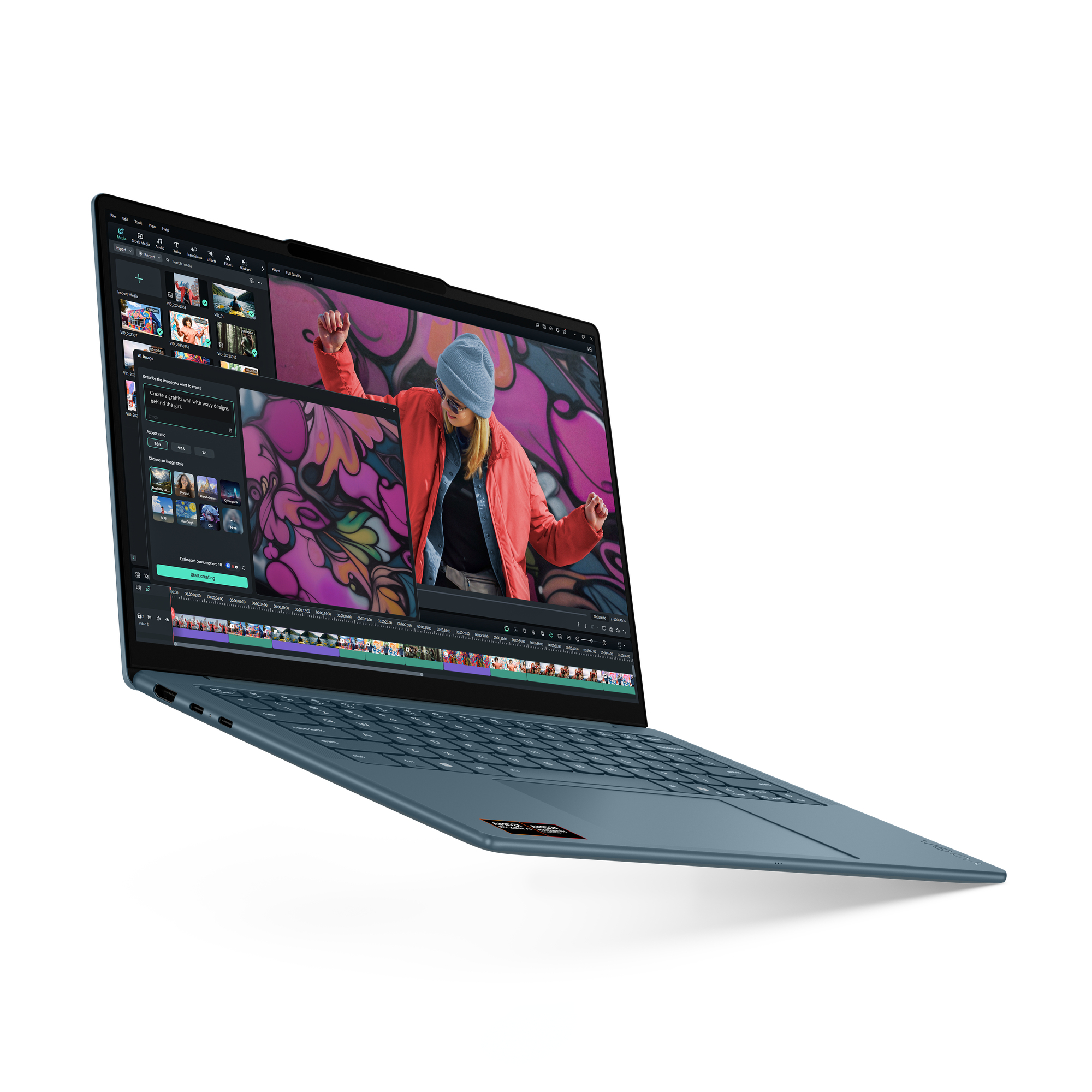 Ein blauer Laptop zeigt eine Videoschnittstelle. Eine Frau mit Hut ist auf dem Bildschirm. Weißer Hintergrund.