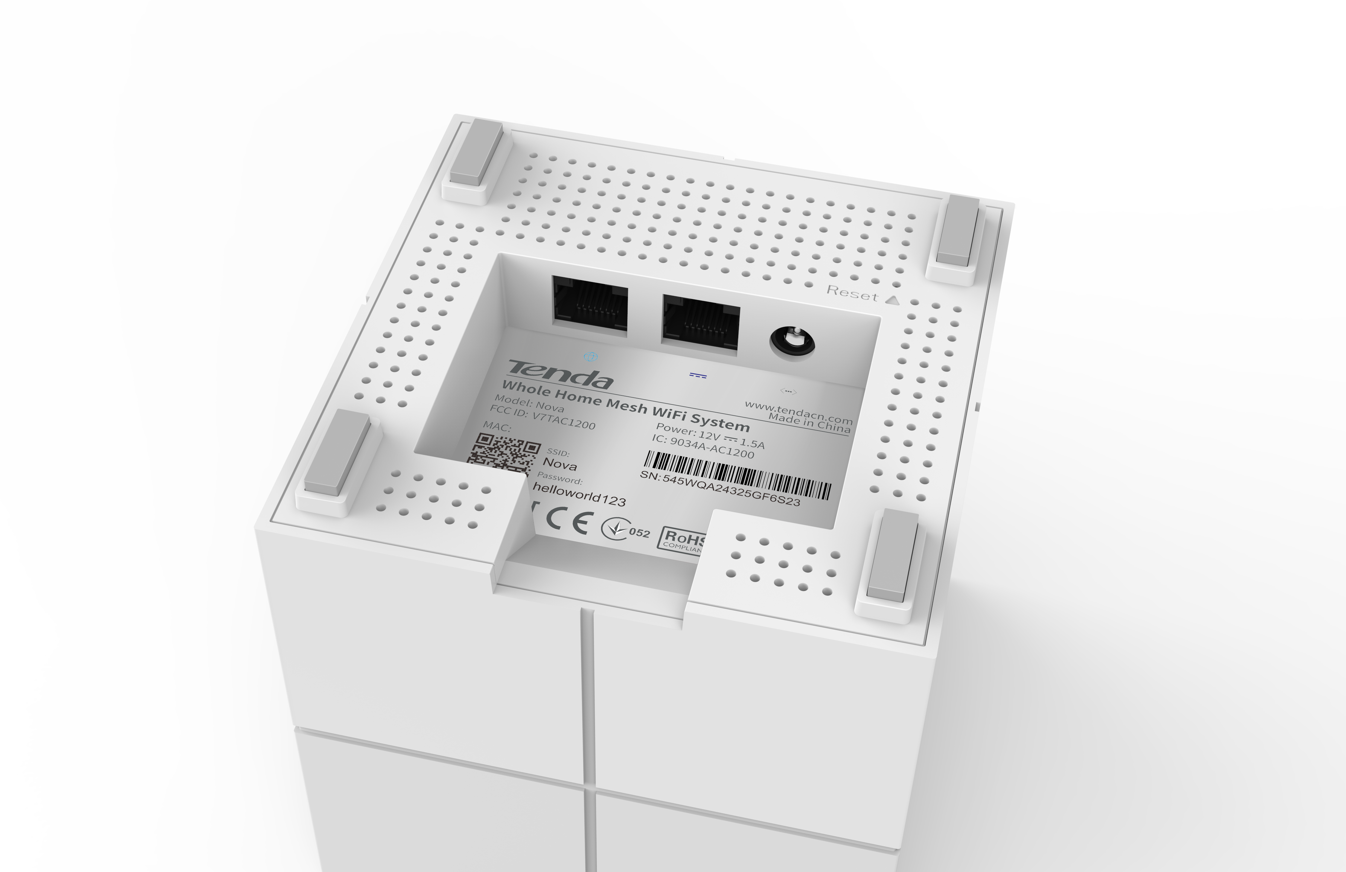 Biała podstawa routera z wieloma portami, przyciskiem resetowania i etykietą produktu.