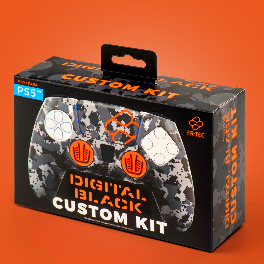 Czarne i szare pudełko zestawu niestandardowego kontrolera PS5. Projekt kontrolera jest widoczny.