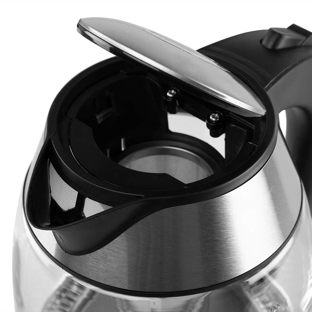 Zbliżenie otwartej pokrywy czajnika. Stal nierdzewna wewnątrz, czarny plastikowy uchwyt.