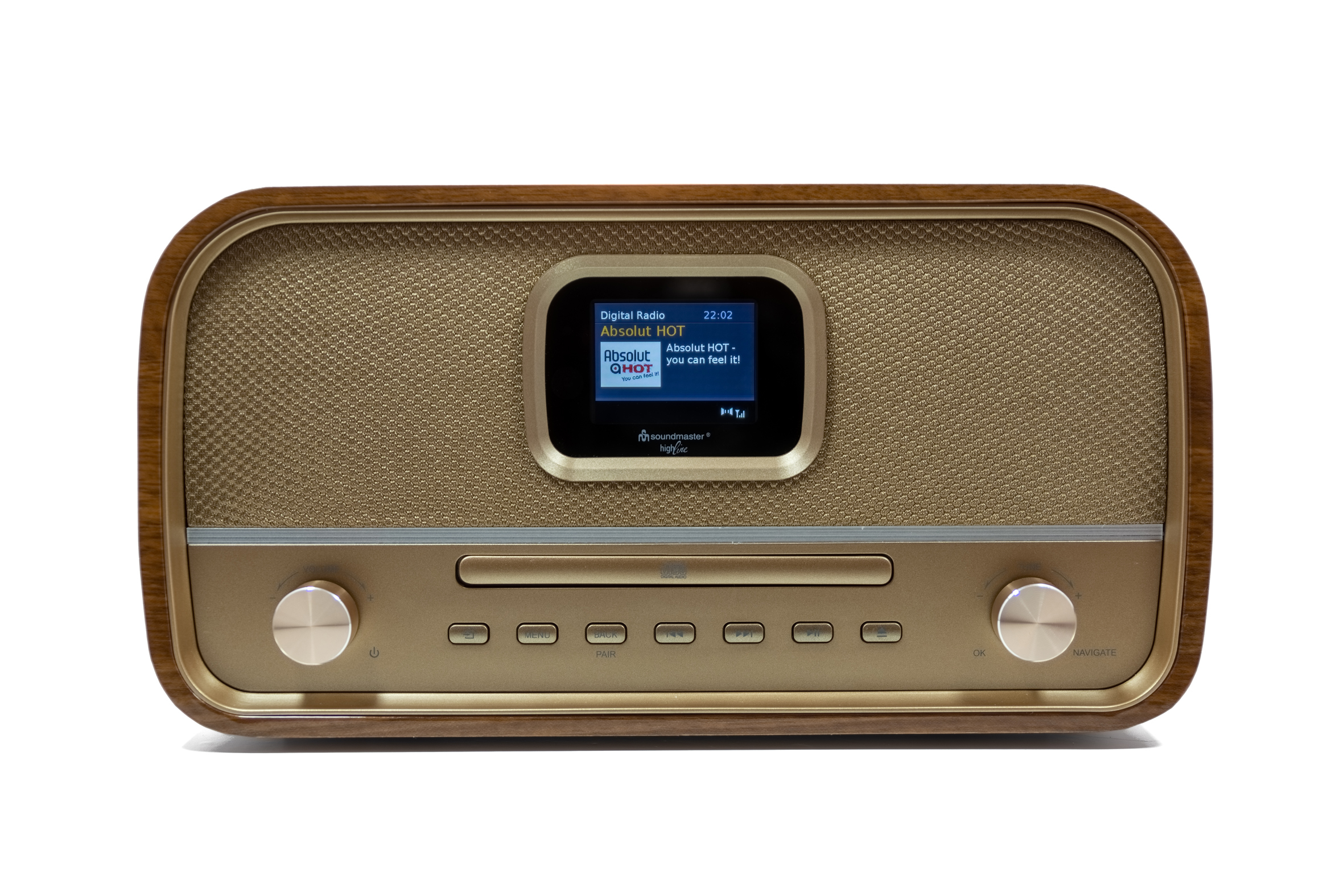 Holzradio mit Digitalanzeige. Das Radio hat eine goldfarbene Gitterfront und zwei Knöpfe.
