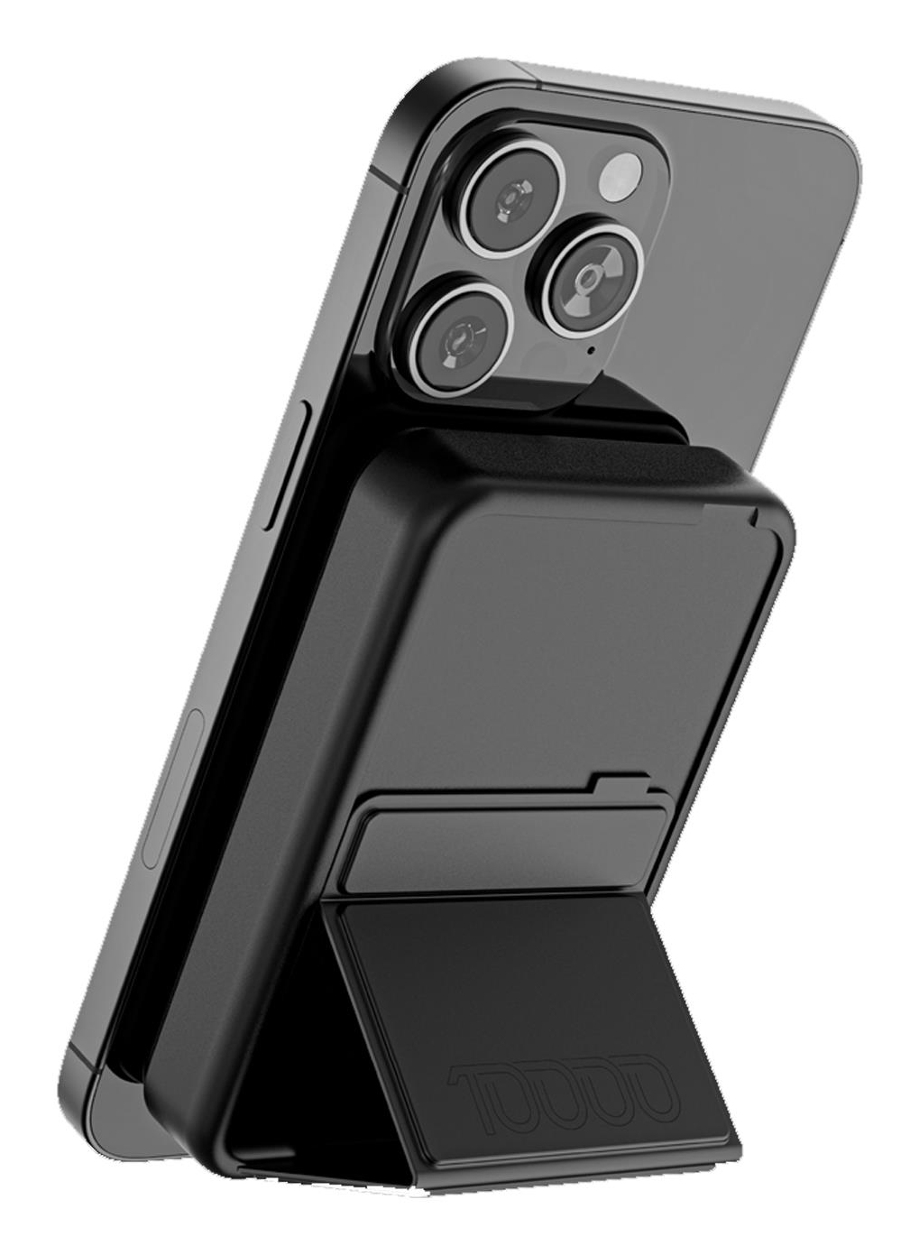 Un iPhone nero è attaccato a un power bank nero, con un supporto. Il telefono ha tre fotocamere.