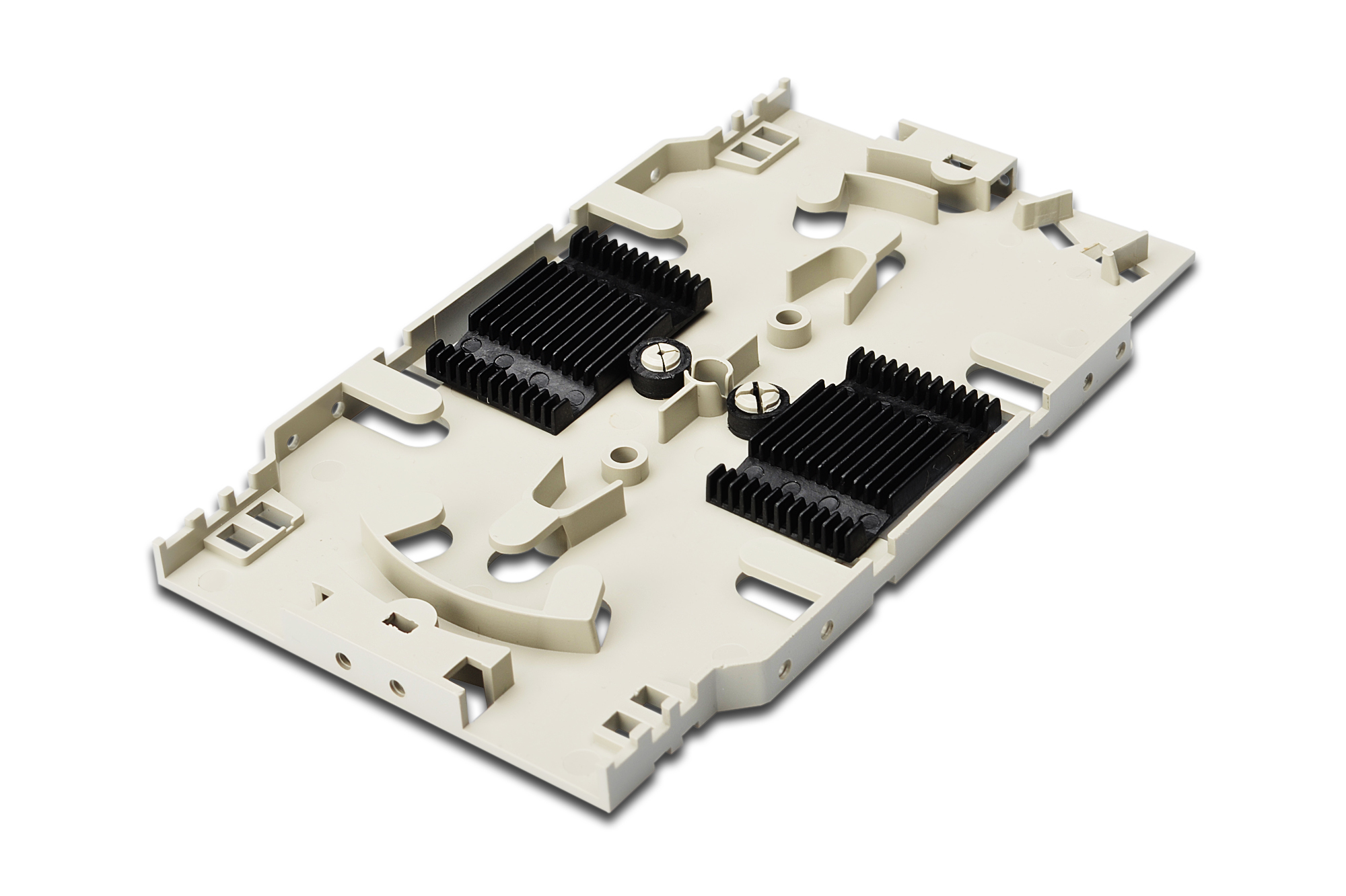 Un componente elettronico beige con dissipatori neri e altre parti interne.