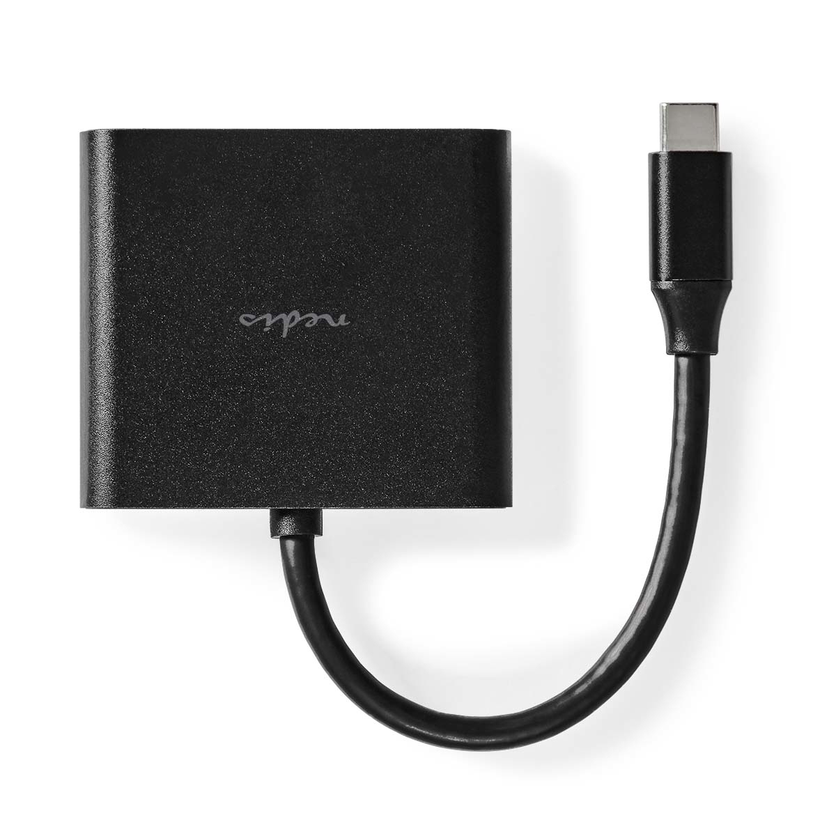 Zwarte USB-C adapter met zwarte kabel op een witte achtergrond.