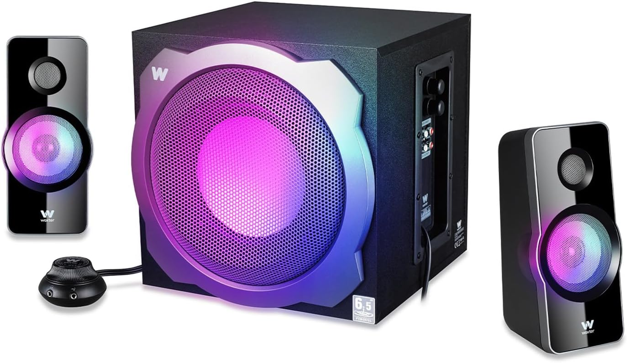 Conjunto de altavoces para computadora negro con subwoofer. Tiene luces LED coloridas y un control remoto.