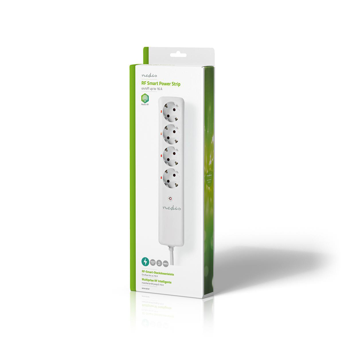 Biały przedłużacz z czterema gniazdami w pudełku z zielonymi akcentami.