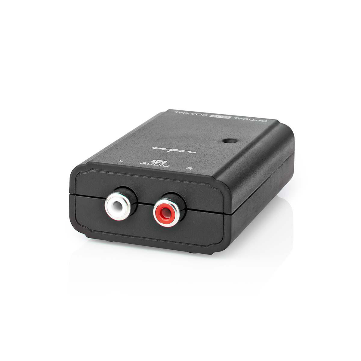Eine schwarze Audio-Konverter-Box. Hat Eingangs- und Ausgangsanschlüsse.