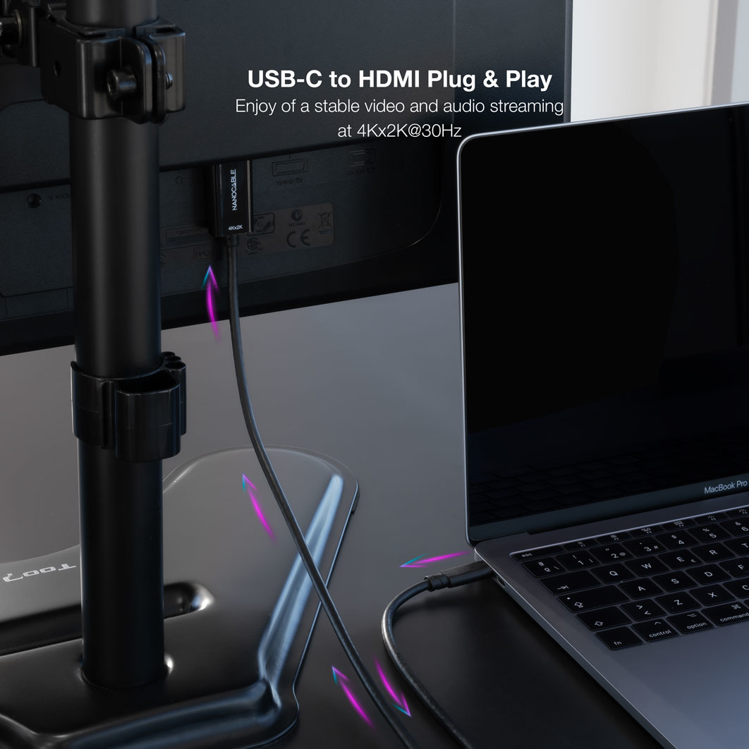 Laptop über USB-C-Kabel mit Monitor verbunden, Text: USB-C to HDMI Plug & Play.