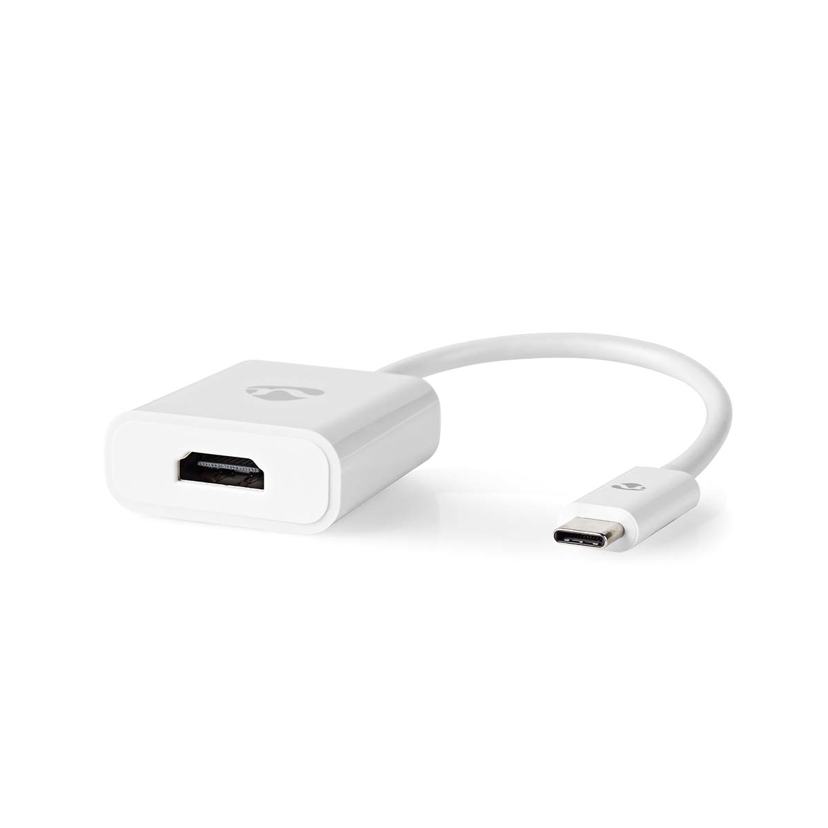 Weißer HDMI-zu-USB-C-Adapter mit weißem Logo auf dem Adapter.