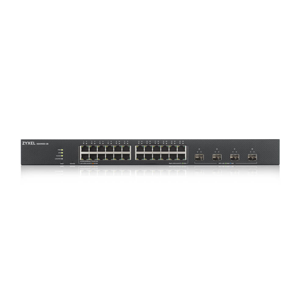 Schwarzer Zyxel Netzwerk-Switch. Weißer Hintergrund.