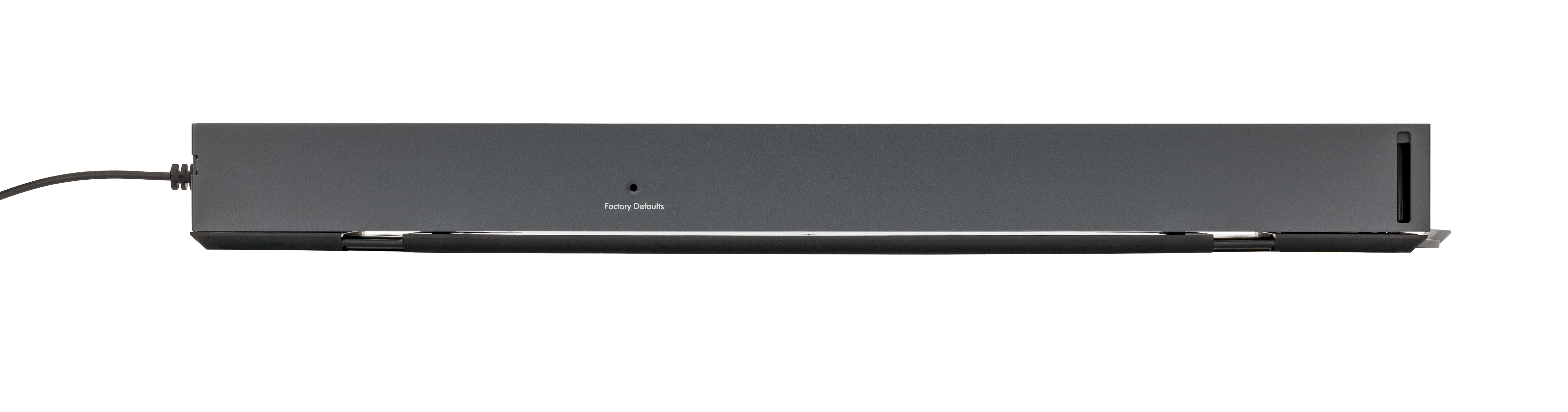 Switch di rete nero con connettori sul retro, su sfondo bianco.