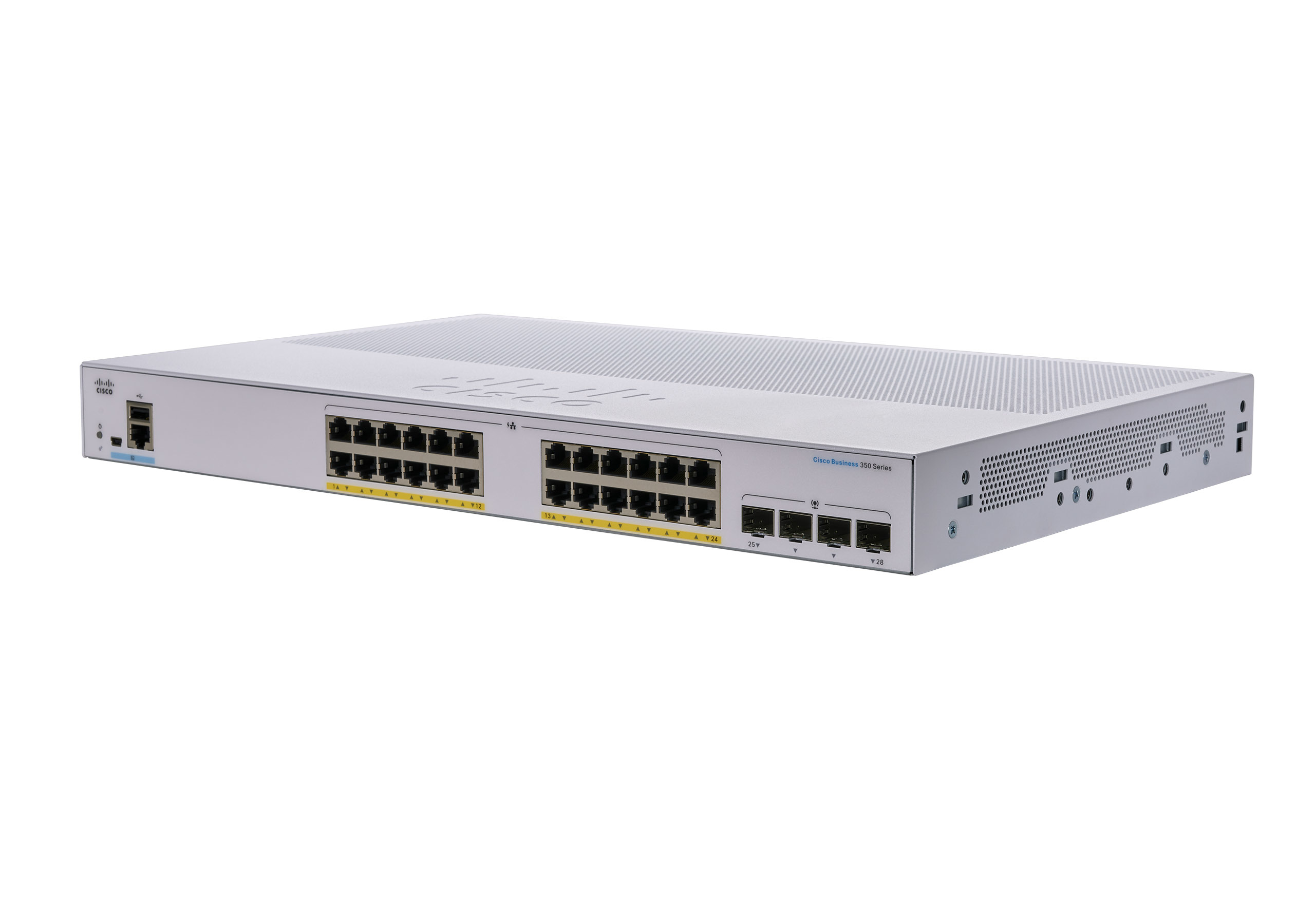 Switch di rete Cisco argentato con più porte. Isolato su sfondo bianco.