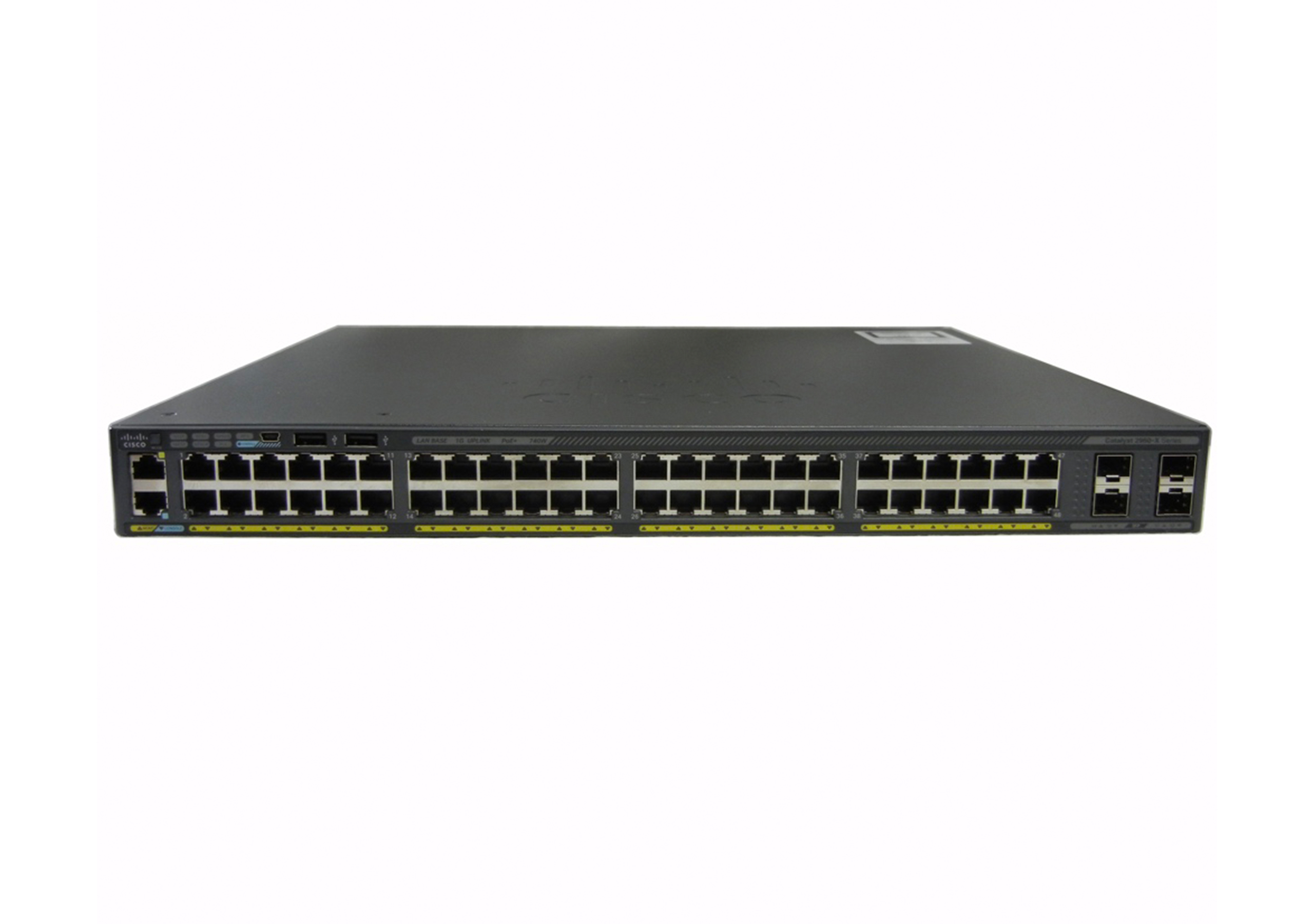 Switch Cisco gris oscuro con múltiples puertos. Vista frontal.