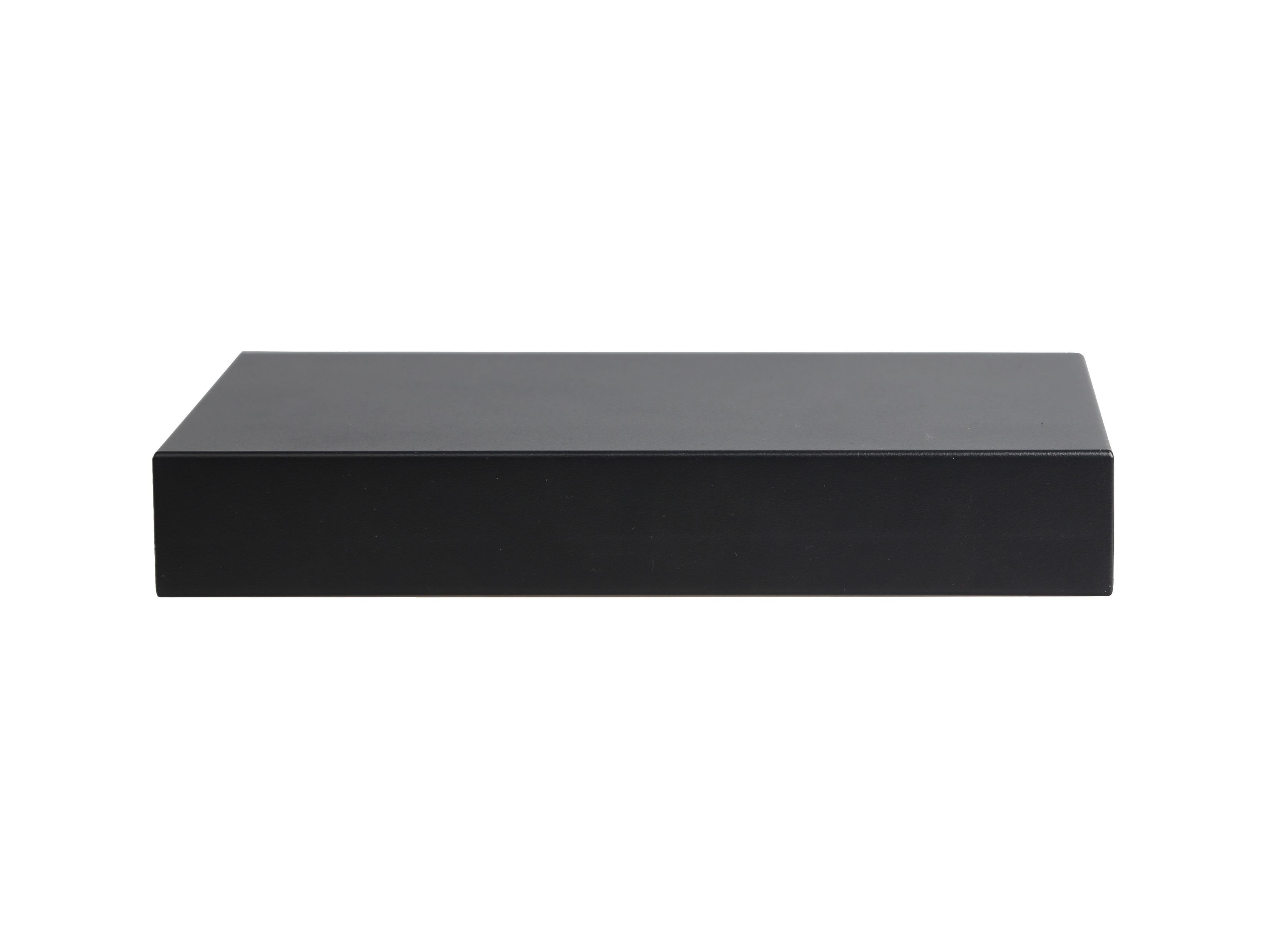Switch di rete nero. Semplice switch di rete nero, rettangolare su sfondo bianco.
