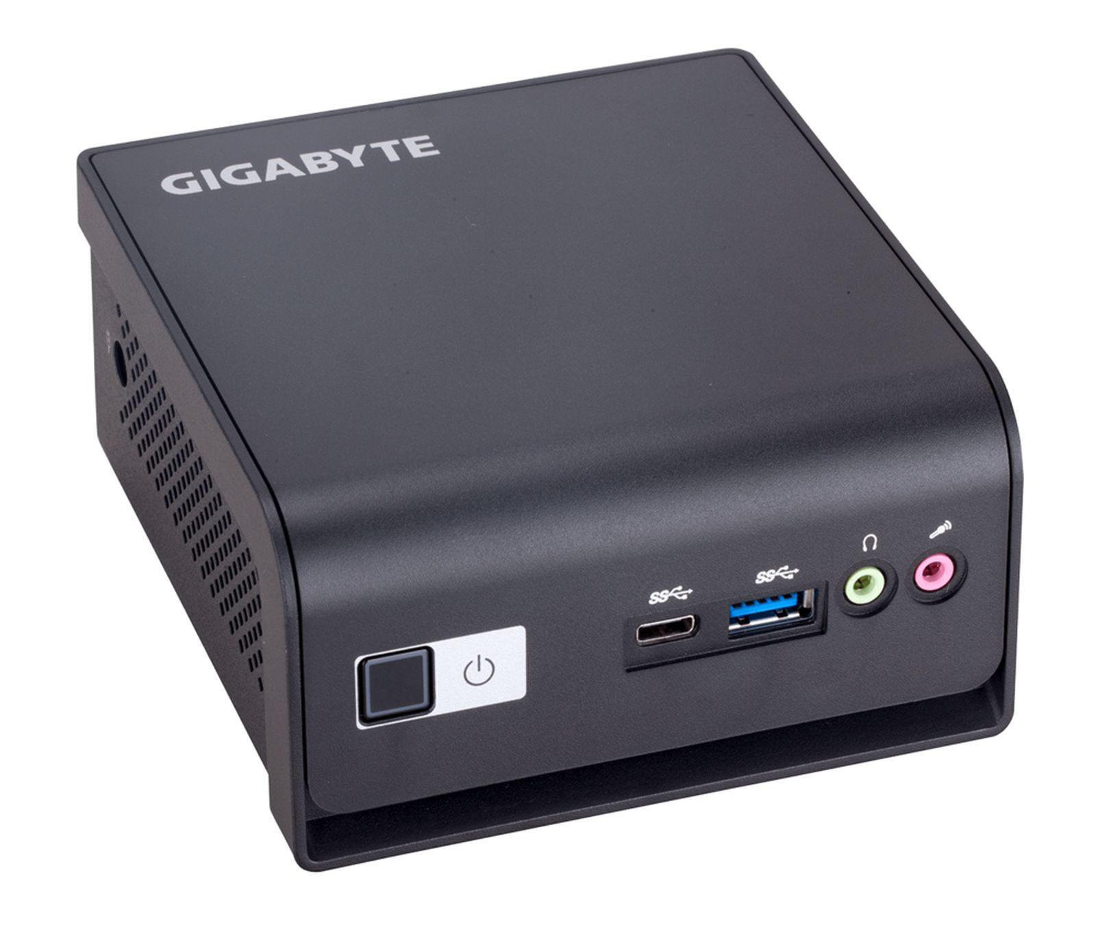 Schwarzer GIGABYTE Mini-PC mit Anschlüssen, Einschaltknopf und Logo. Auf weißem Untergrund, schräge Ansicht.