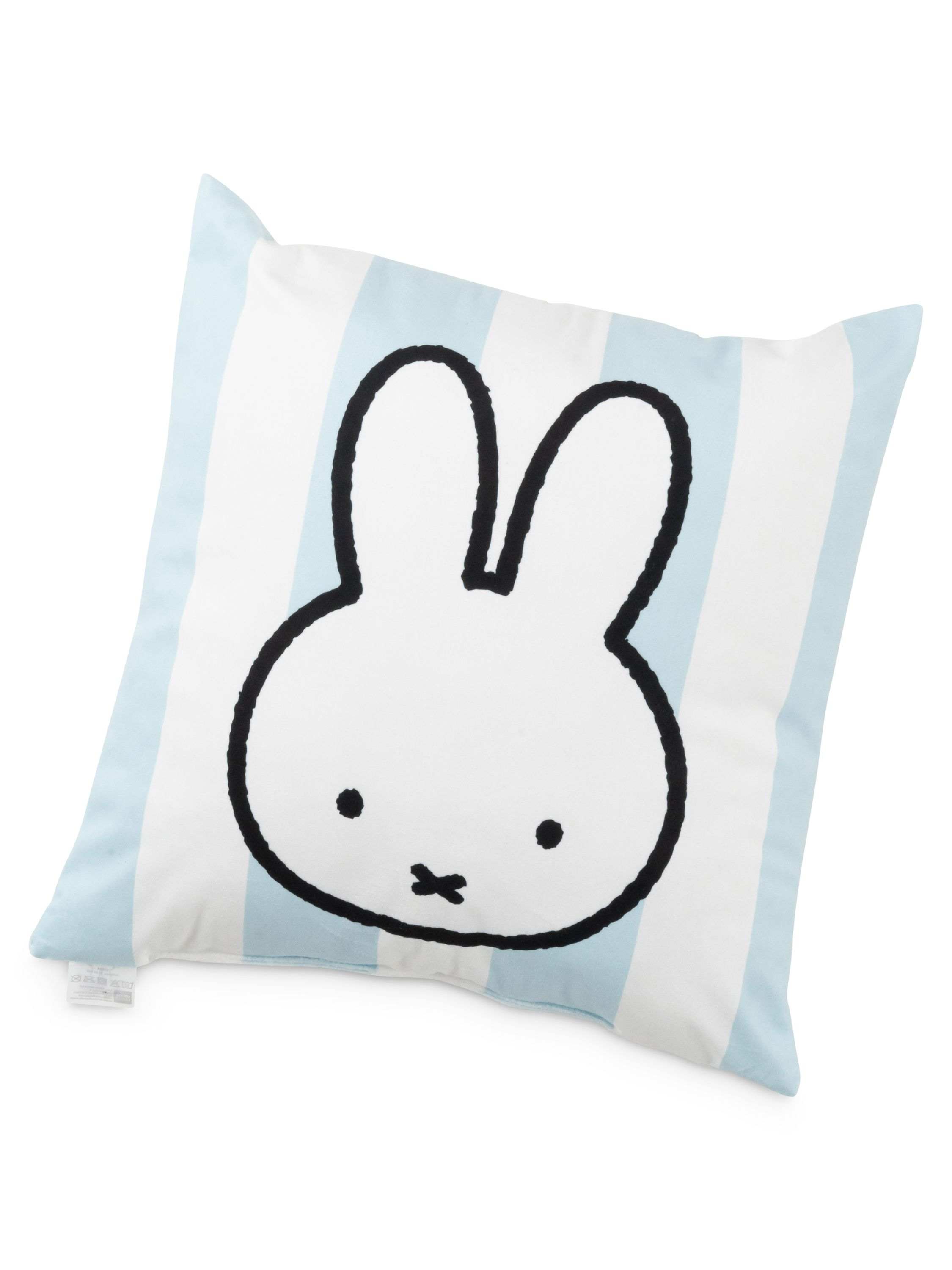 Gestreiftes Kissen mit Miffy-Hasenkontur. Weiß und hellblau. Weißer Hintergrund.