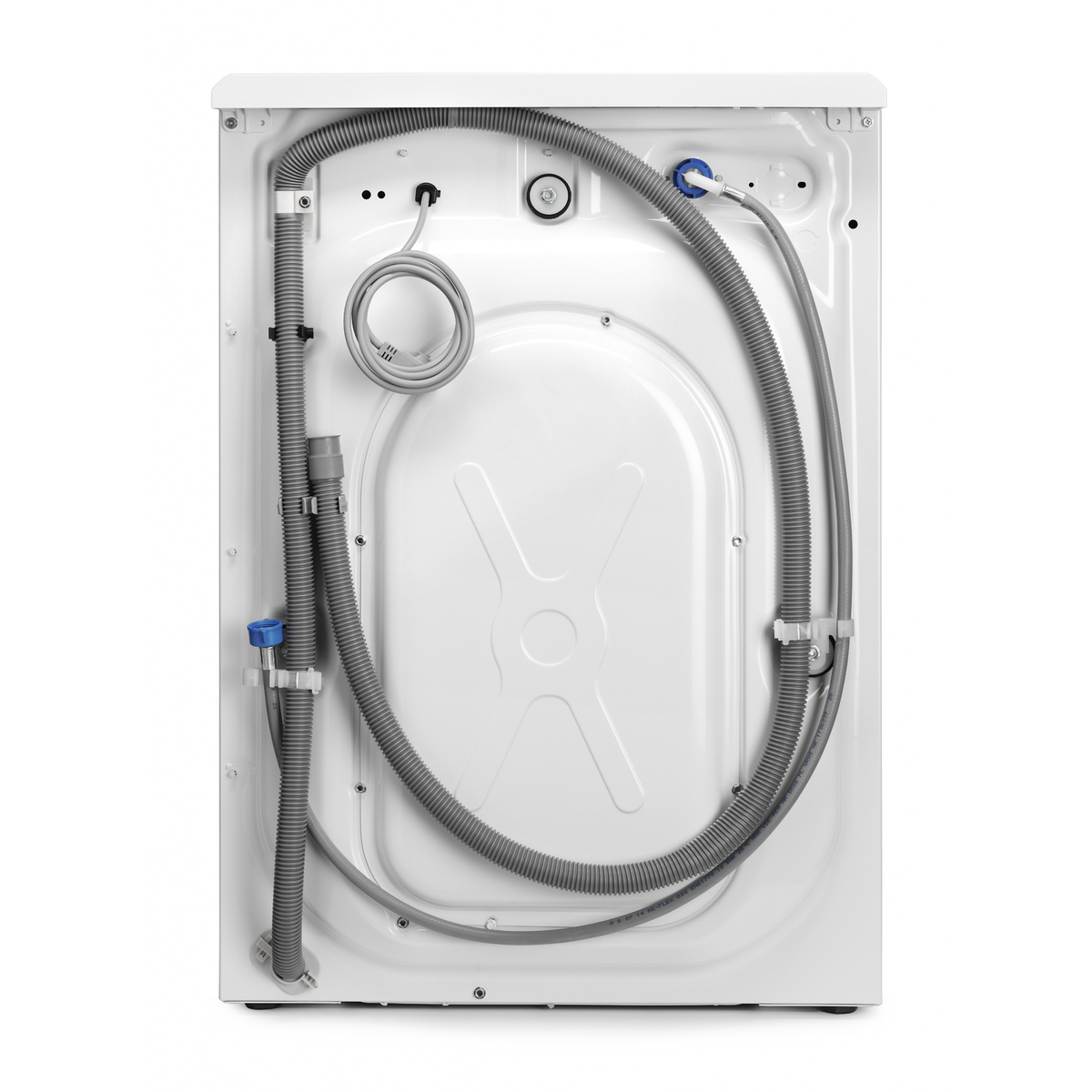 Parte trasera de lavadora blanca con mangueras y cables conectados.