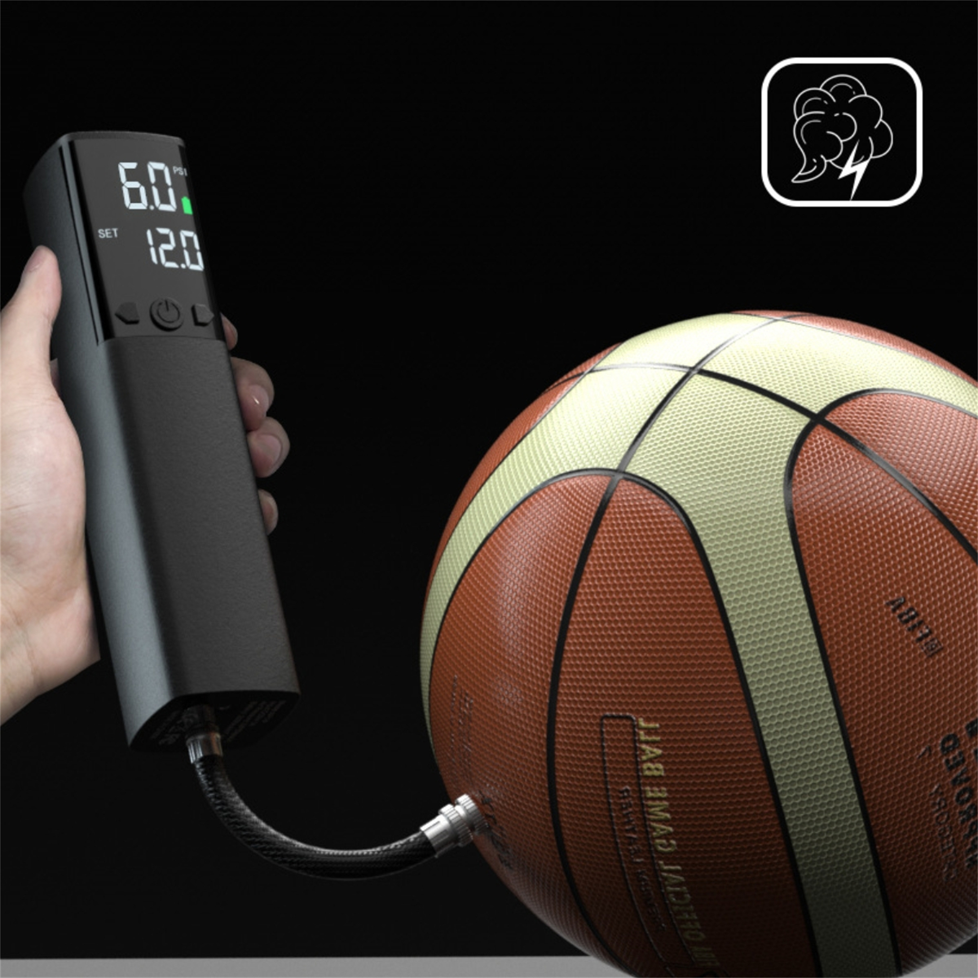 Eine Hand pumpt Luft in einen Basketball. Eine digitale Anzeige zeigt den Druck.