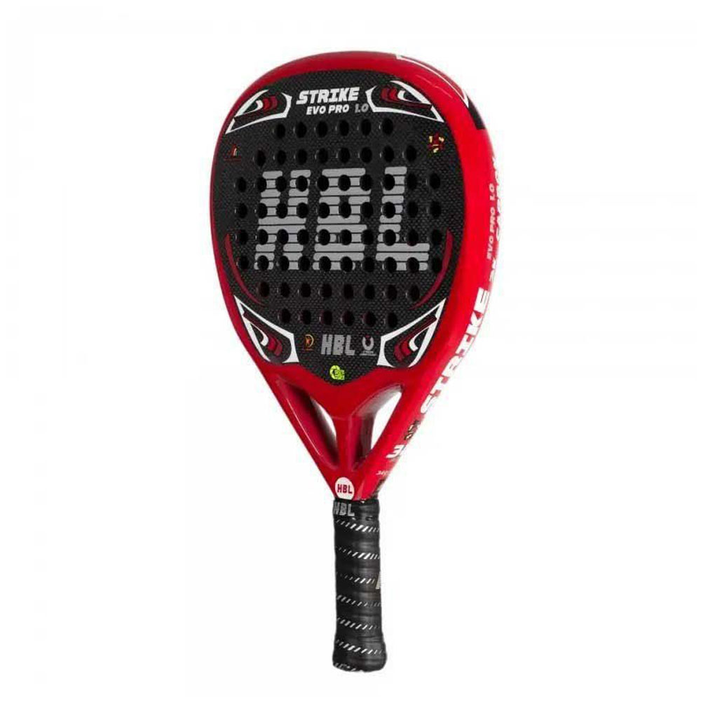 Paleta Strike Evo Pro roja y negra. Empuñadura negra. Aislada sobre blanco.