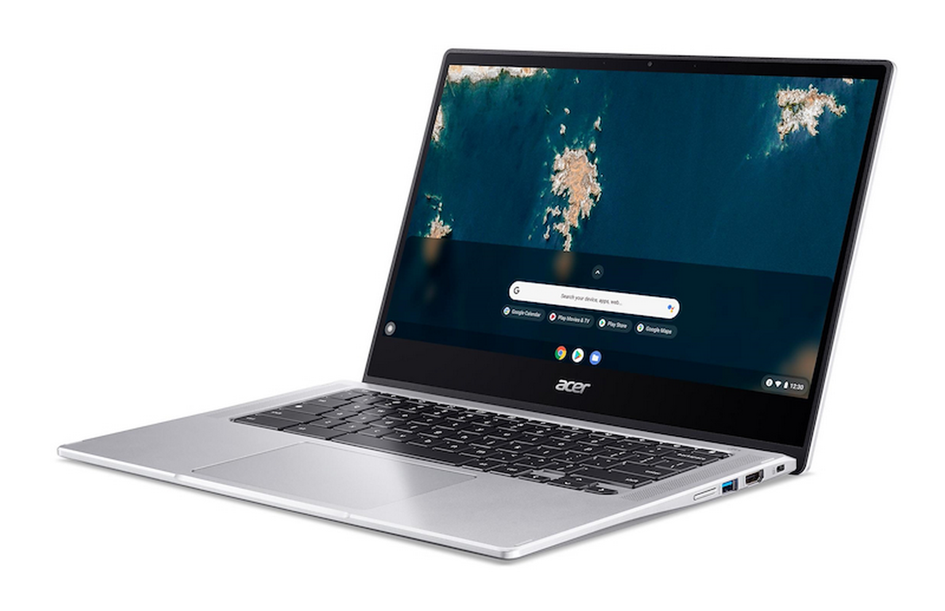 Portátil plateado con Chrome OS, un sitio web y una imagen de océano azul.