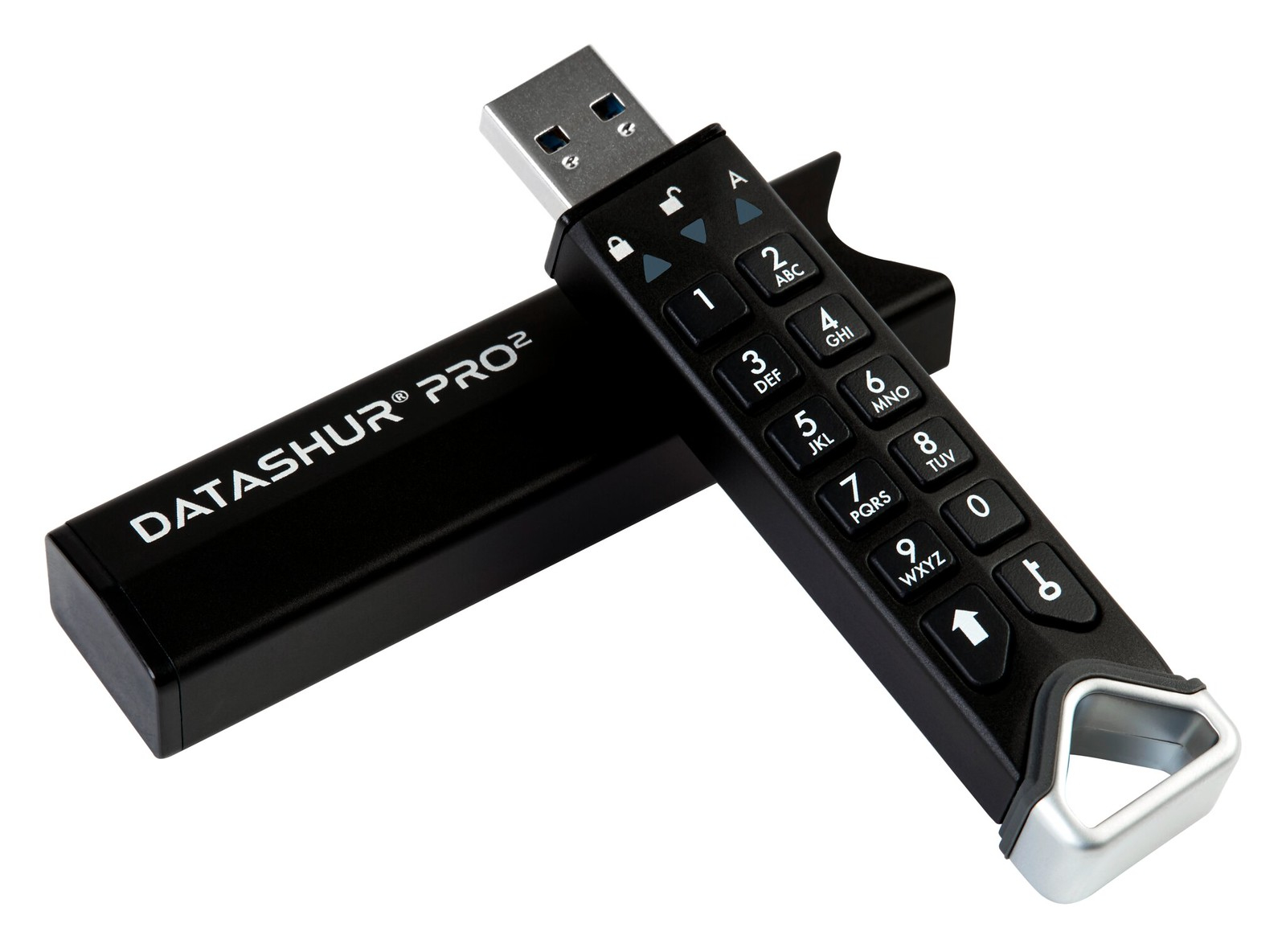 Czarny pendrive USB z klawiaturą i napisem 'DATASHUR PRO2' na obudowie. Pendrive USB jest otwarty.