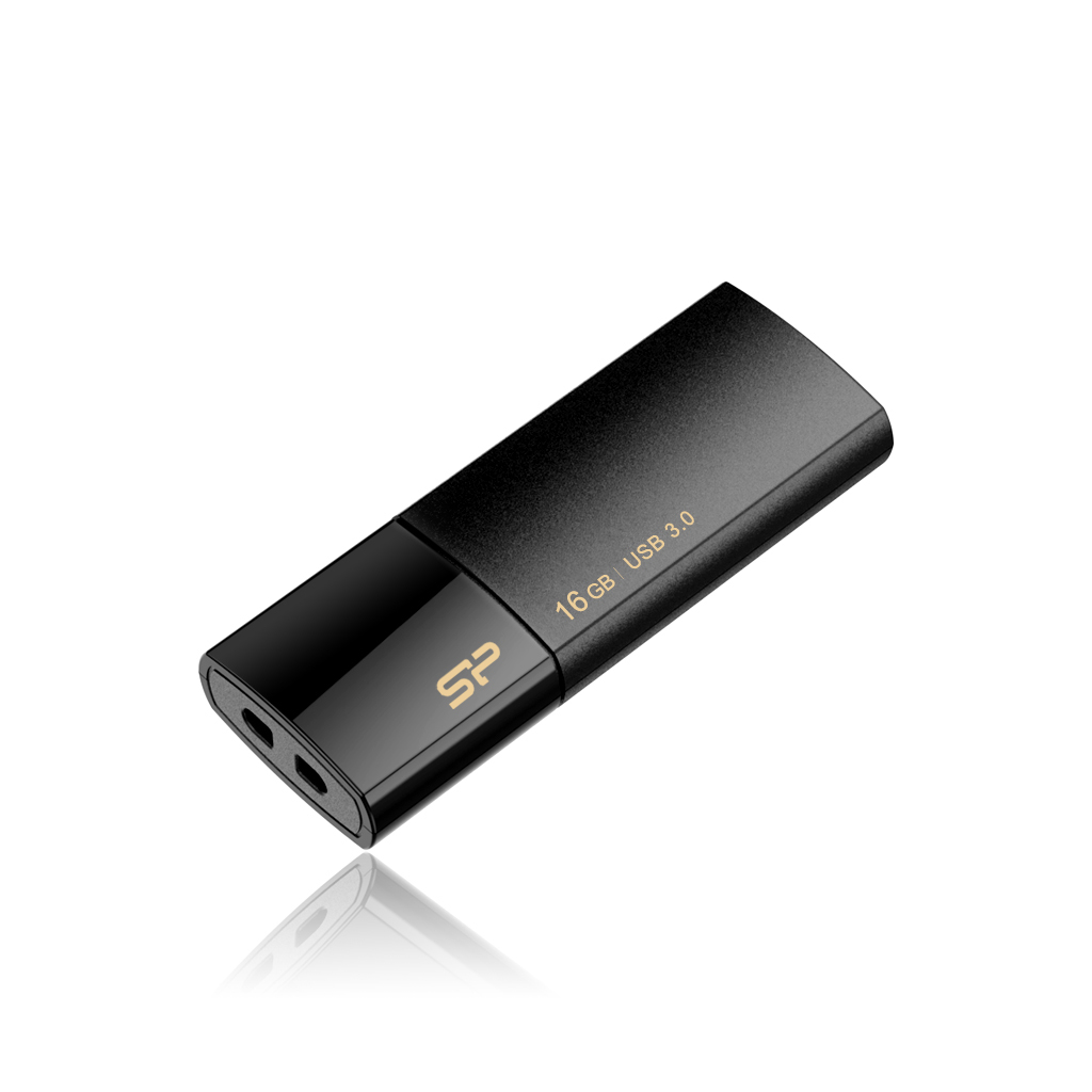 Czarny pendrive SP 16 GB USB 3.0. Białe tło.