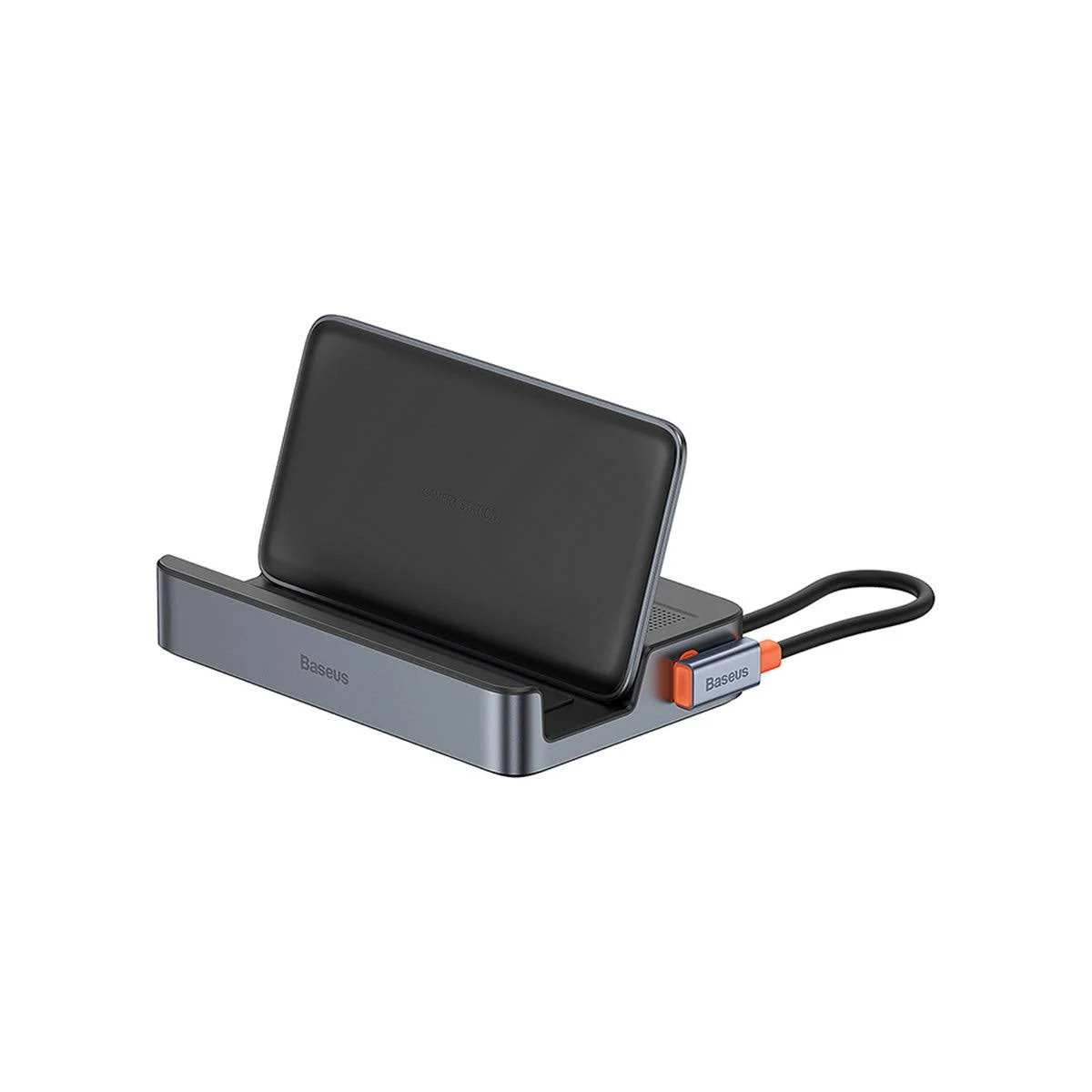 Una estación de acoplamiento Baseus con un dispositivo negro en la parte superior y una base gris. Tiene un cable de carga.