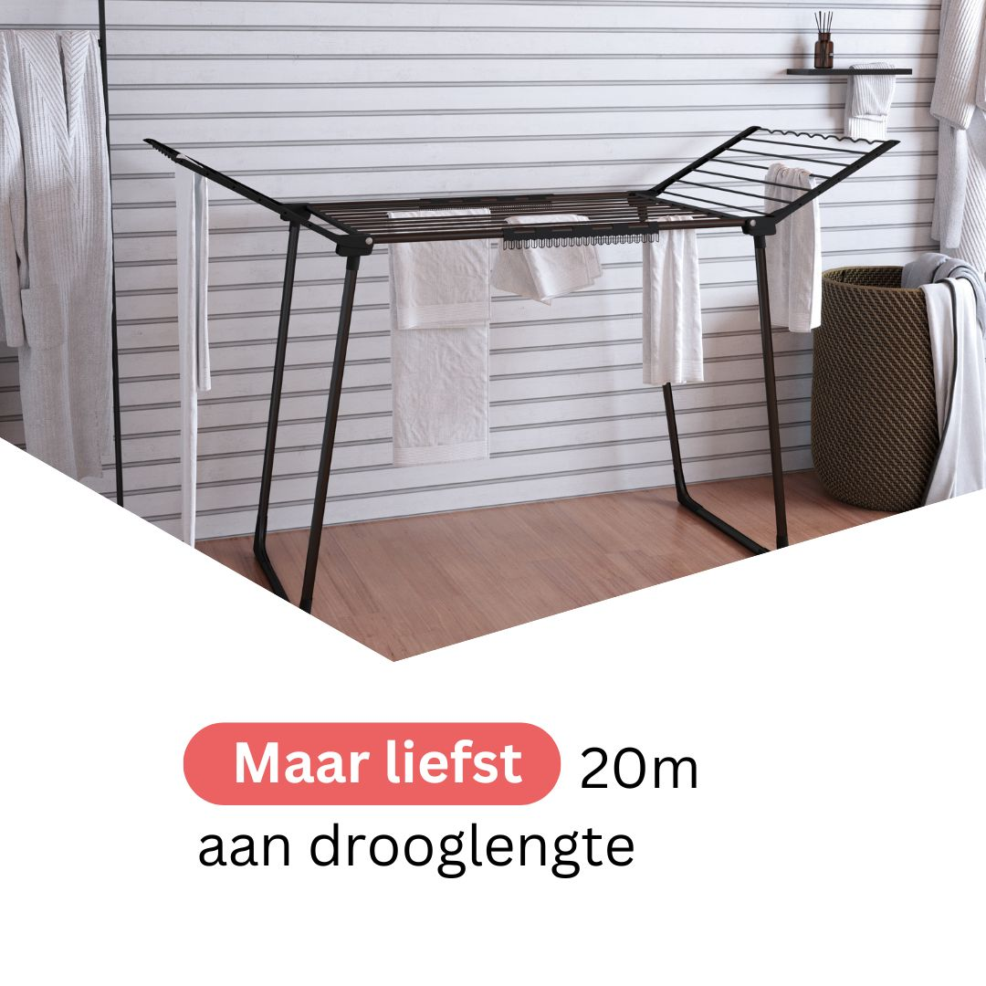 Wäscheständer mit Kleidung, Text-Overlay