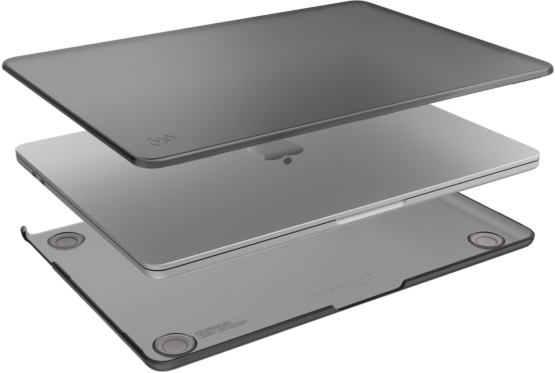 Laptop con tre strati di protezione. Laptop argento visibile. Cover protettive nere.