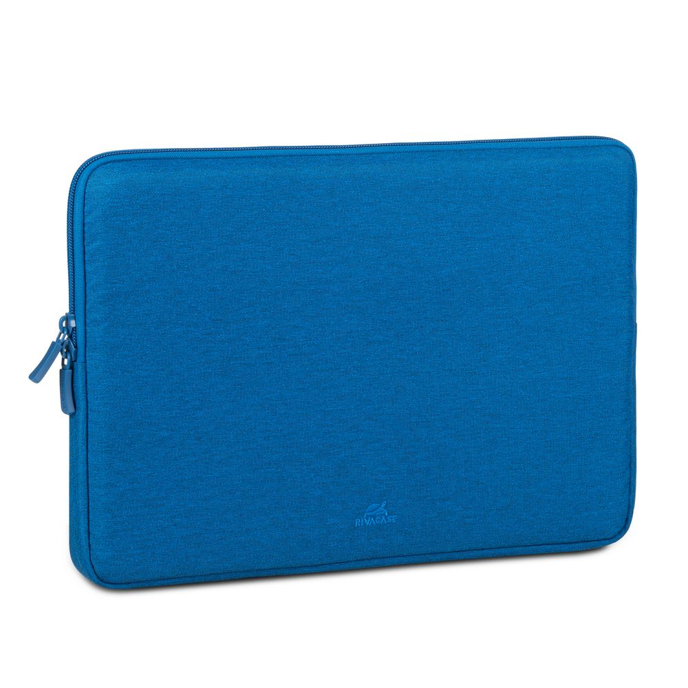 Custodia per laptop blu brillante con cerniera e logo RIVACASE. Su sfondo bianco.