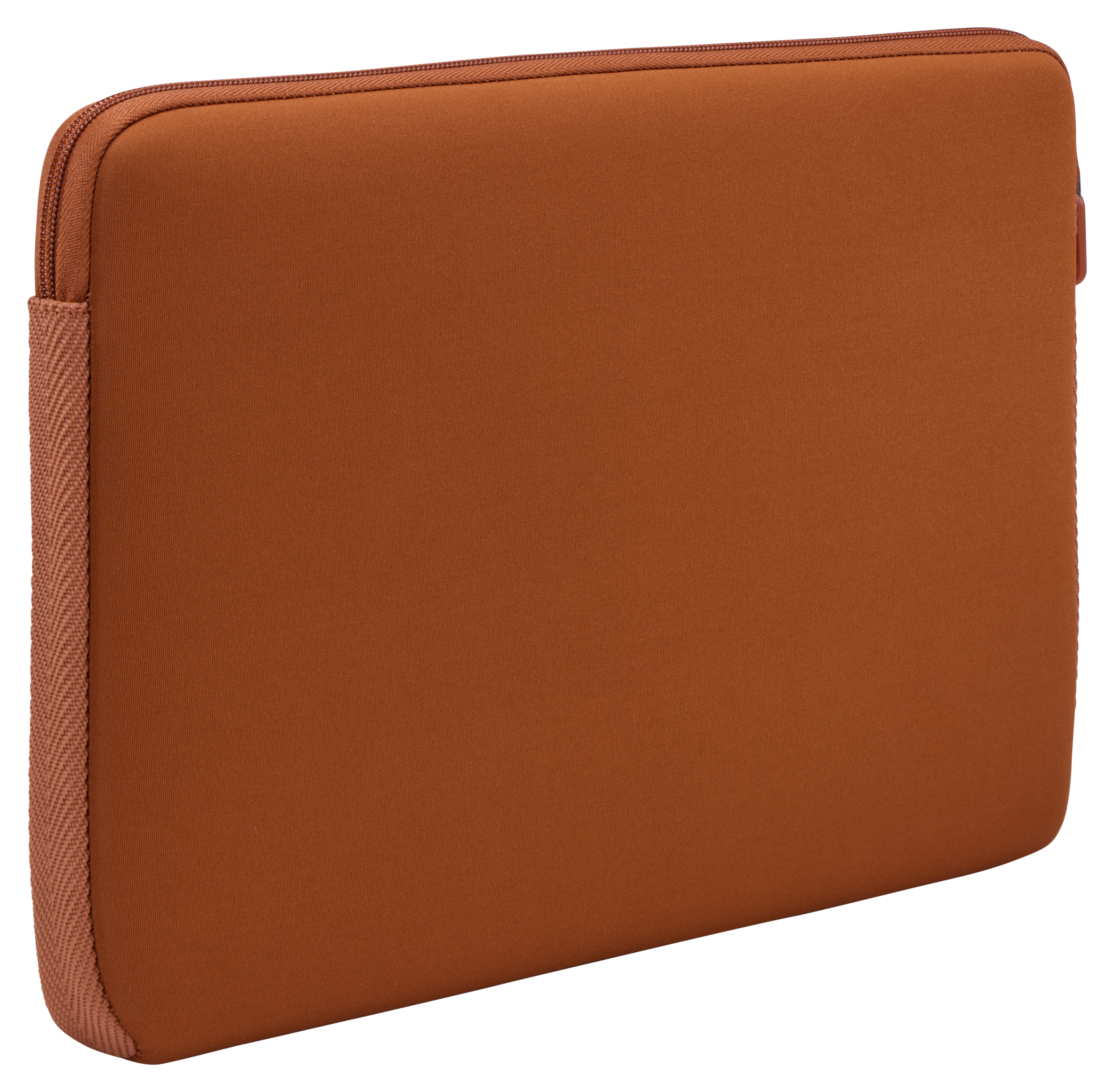 Custodia arancione per laptop, chiusa, con cerniera laterale. Tinta unita e rettangolare.