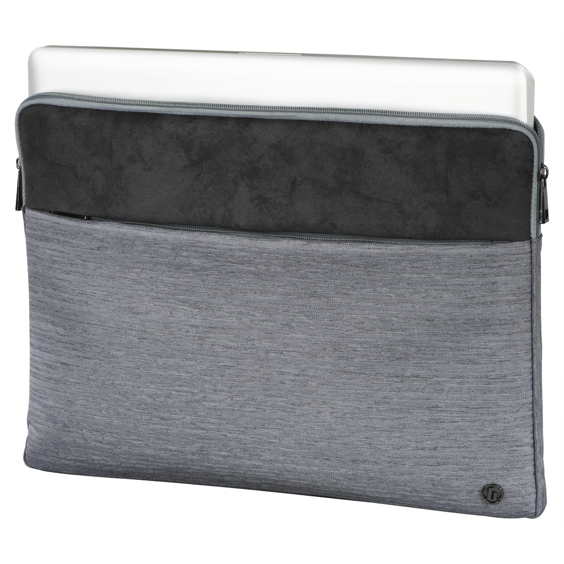 Szara torba na laptopa z czarnym wierzchem. W środku laptop.