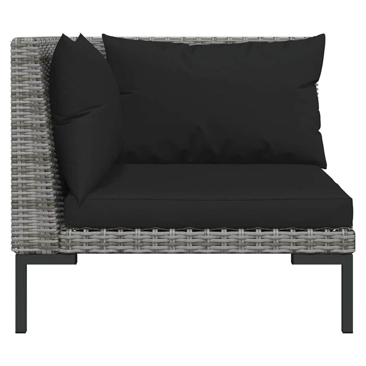 Graues Korbsofa mit schwarzem Kissen und Kissen.