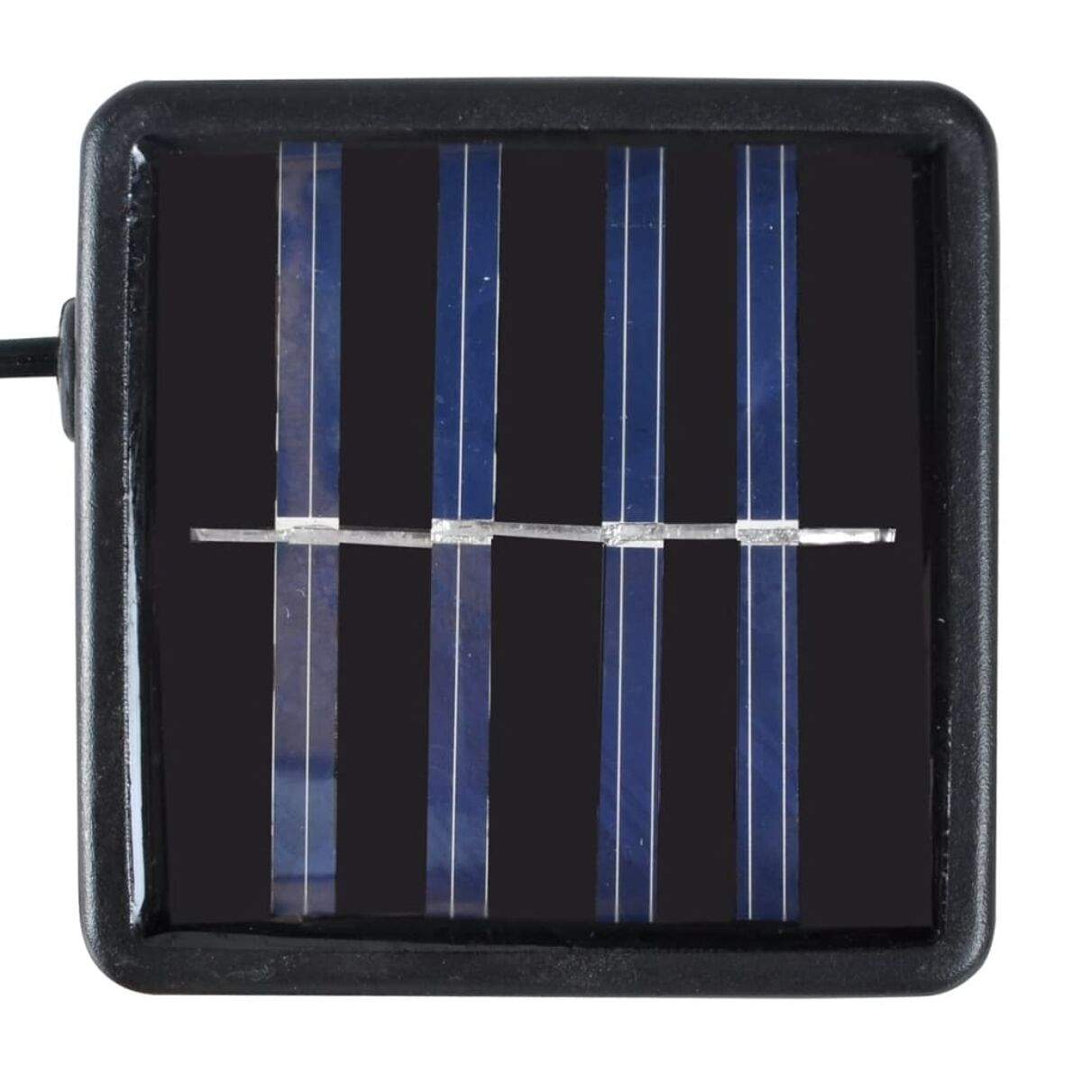 Quadratisches Solarpanel mit schwarzem Rahmen. Blaue Streifen innerhalb der schwarzen Oberfläche.
