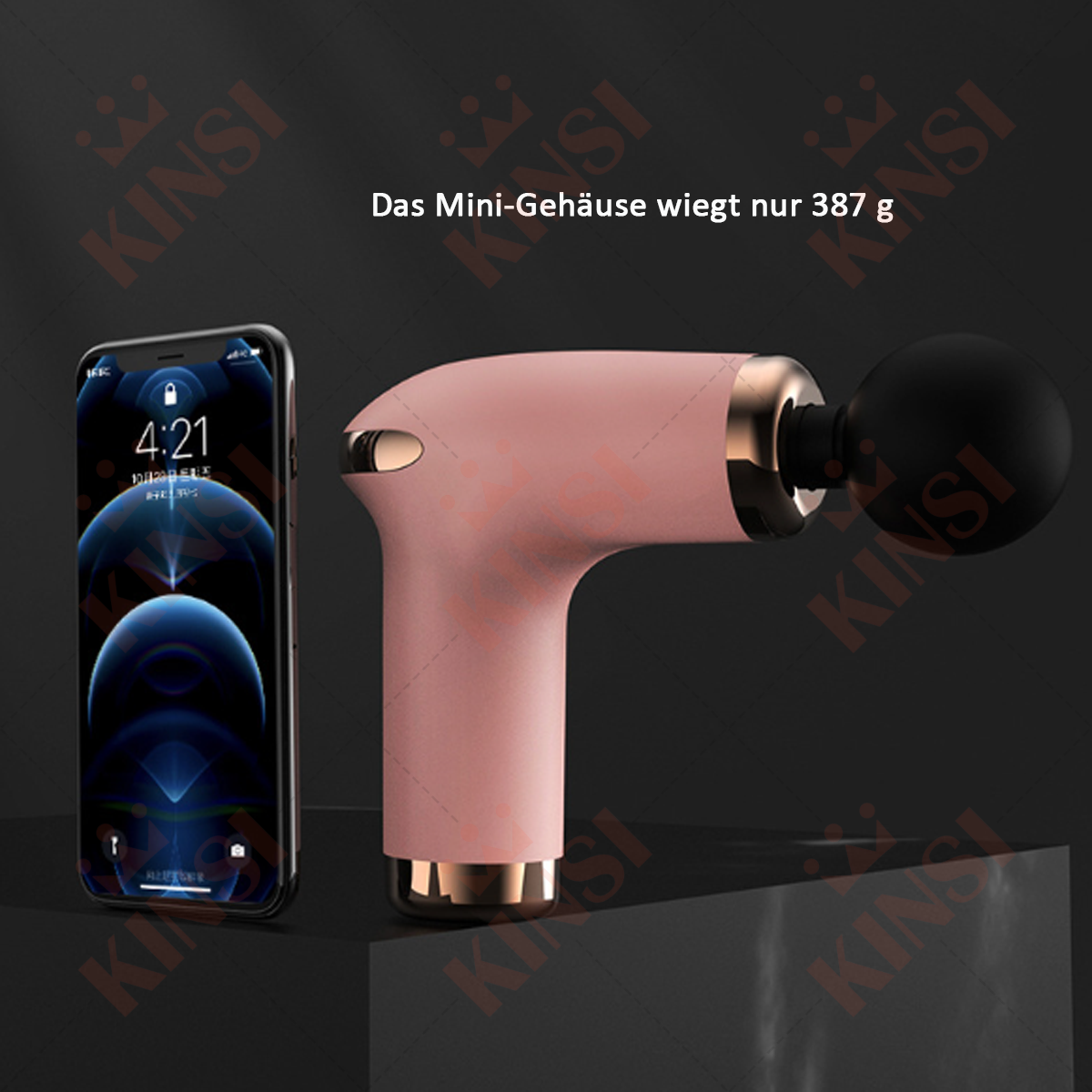 Pinke Massagepistole mit schwarzem Massagekopf. Ein Telefon daneben. Text: 'Das Mini-Gehäuse wiegt nur 387 g'.